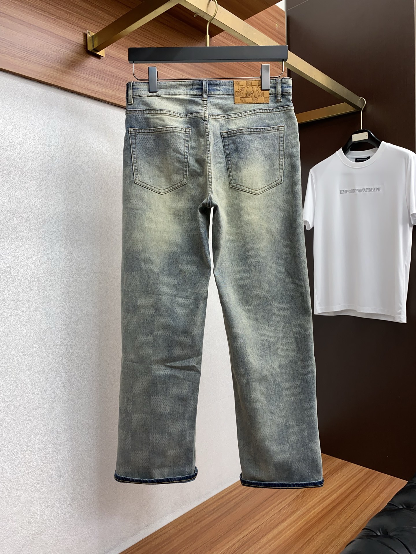 Alternative view of Louis Vuitton Jeans 11634