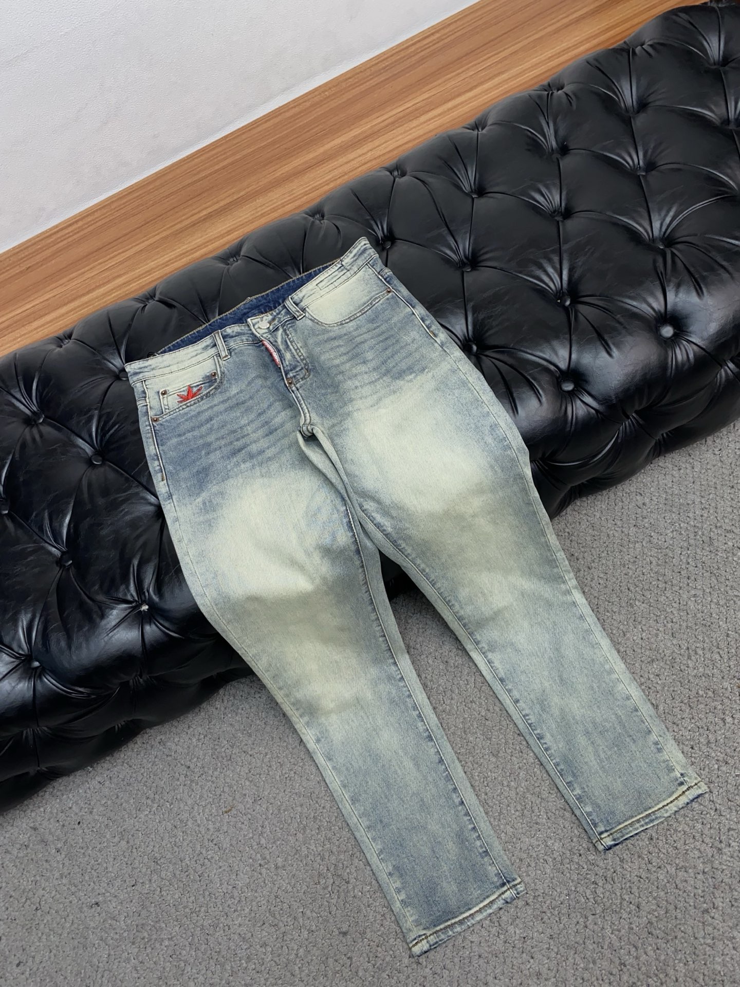 D2 2026ss春夏新款修身小直筒牛仔裤 完美洗水工艺 定制顶级五金logo 独家定制微弹面料 码数2