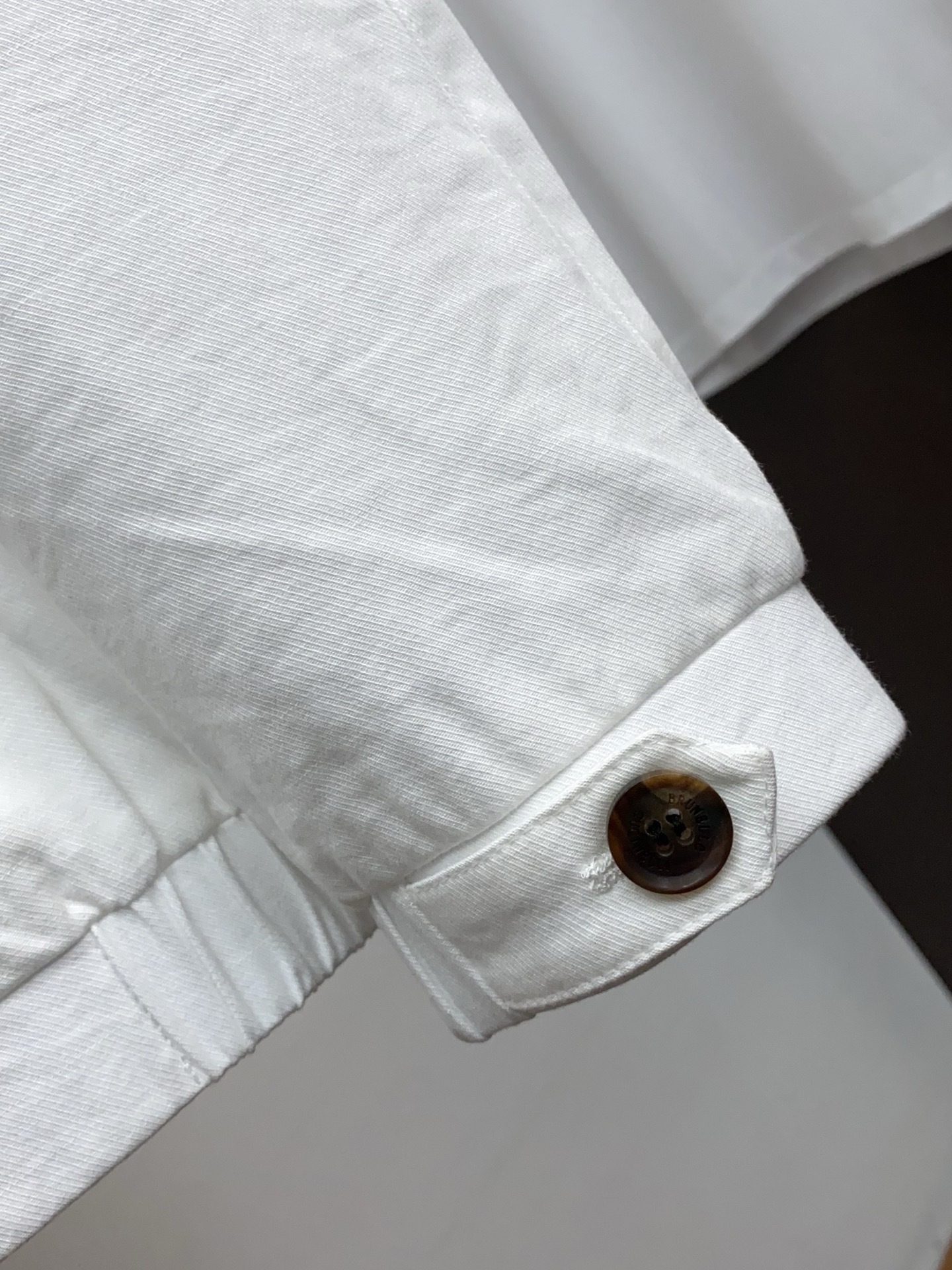 BC 2026春夏新款男士休闲定制夹克外套。穿上简约干练的休闲外套，瞬间重回时髦霸气，又是活力满满的状态