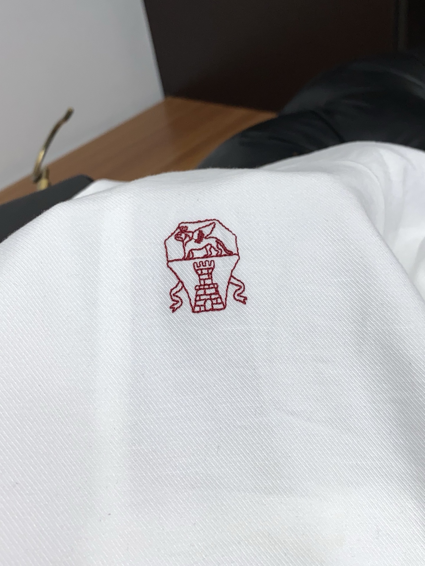 BC 2026春夏新款男士休闲定制夹克外套。穿上简约干练的休闲外套，瞬间重回时髦霸气，又是活力满满的状态