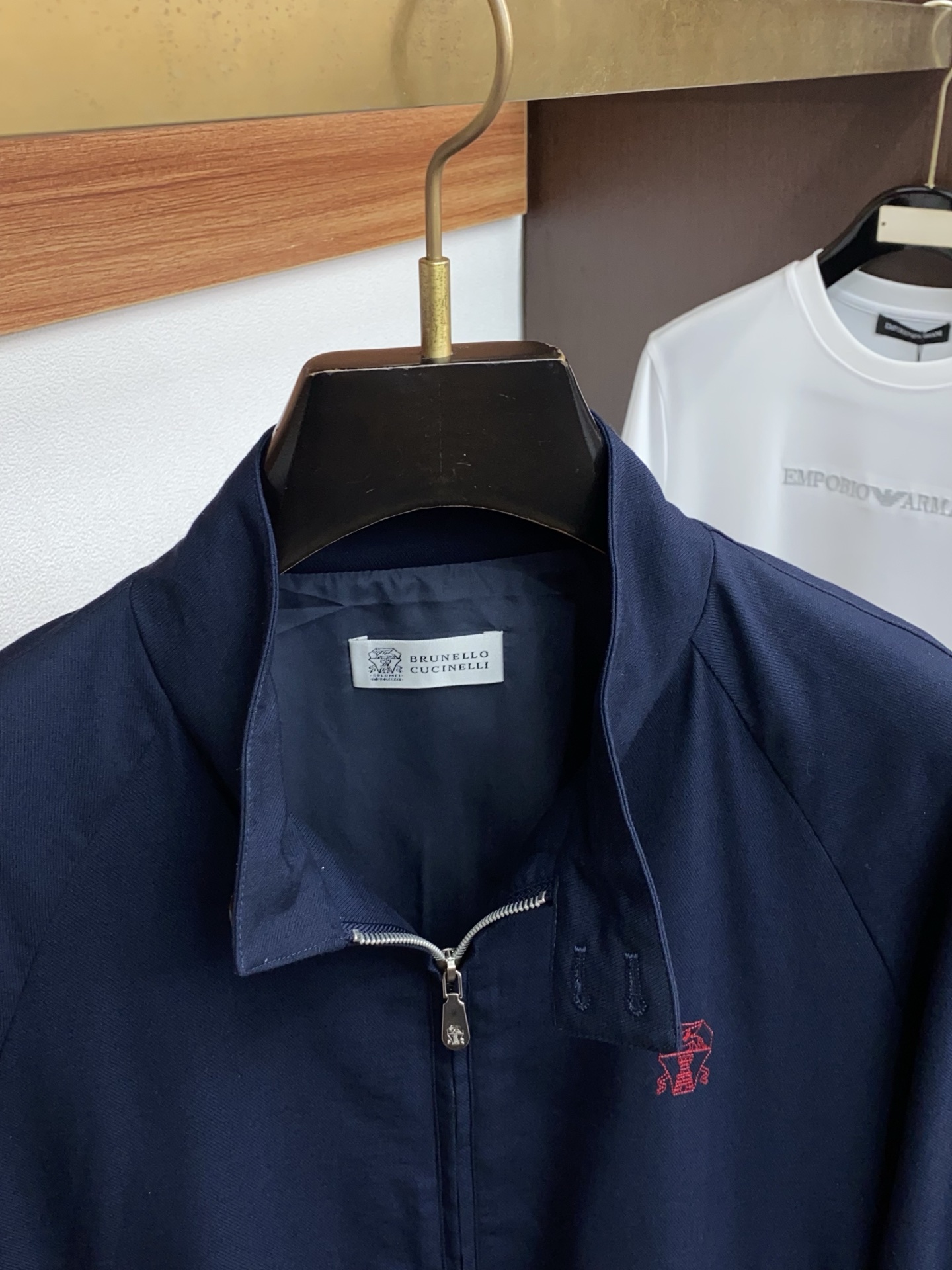 BC 2026春夏新款男士休闲定制夹克外套。穿上简约干练的休闲外套，瞬间重回时髦霸气，又是活力满满的状态