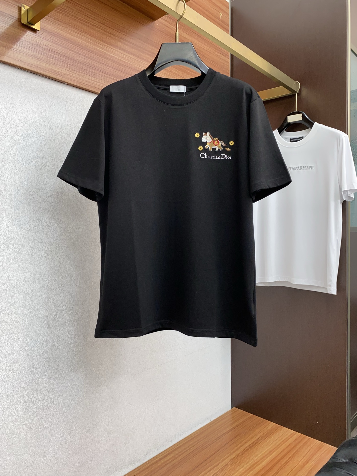 迪奥 26SS春夏新款 纯棉质圆领短袖 男士基础款纯白专柜短袖T恤衫！贸易公司渠道稀出，同步官网发售！基