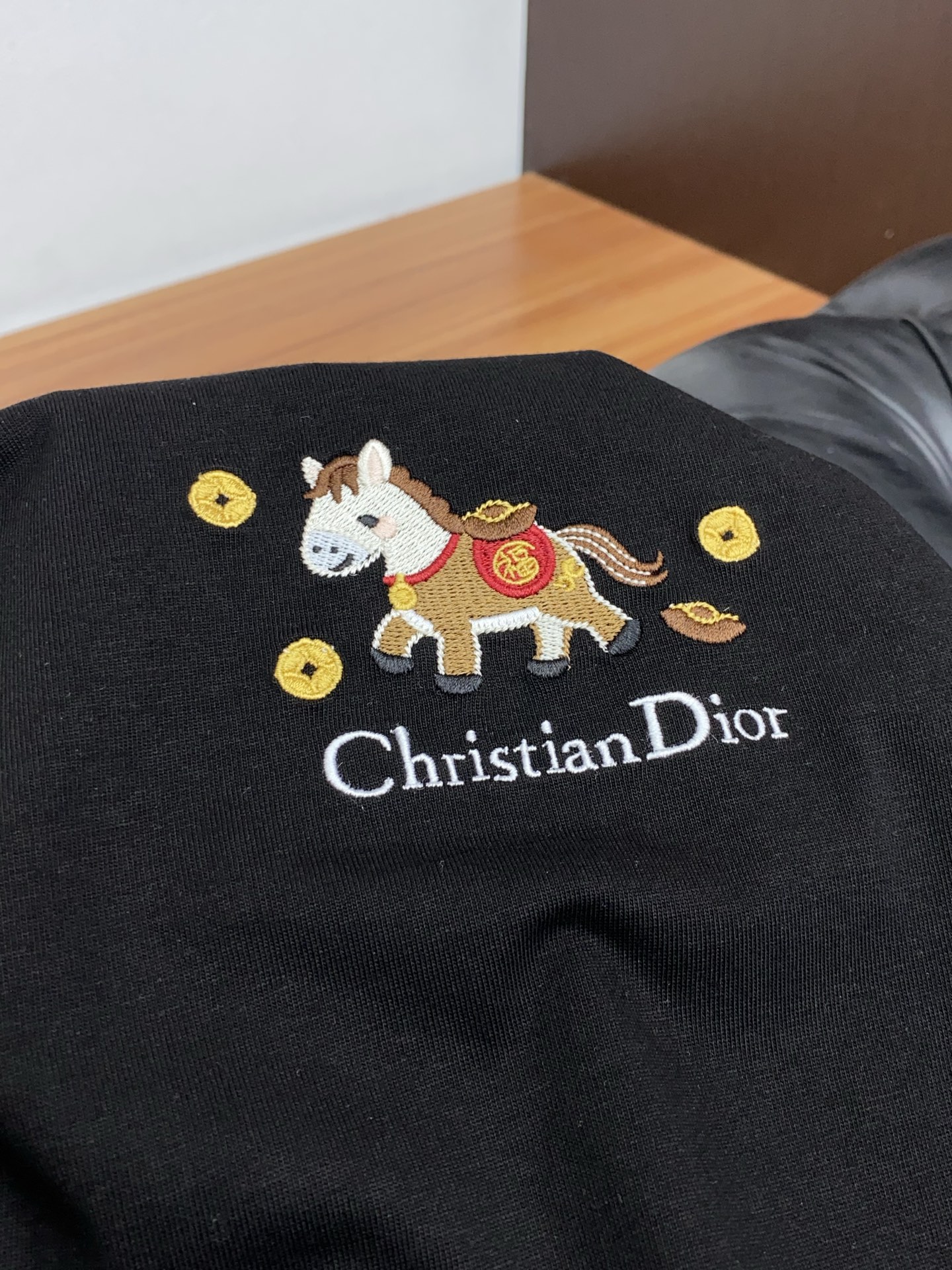 迪奥 26SS春夏新款 纯棉质圆领短袖 男士基础款纯白专柜短袖T恤衫！贸易公司渠道稀出，同步官网发售！基