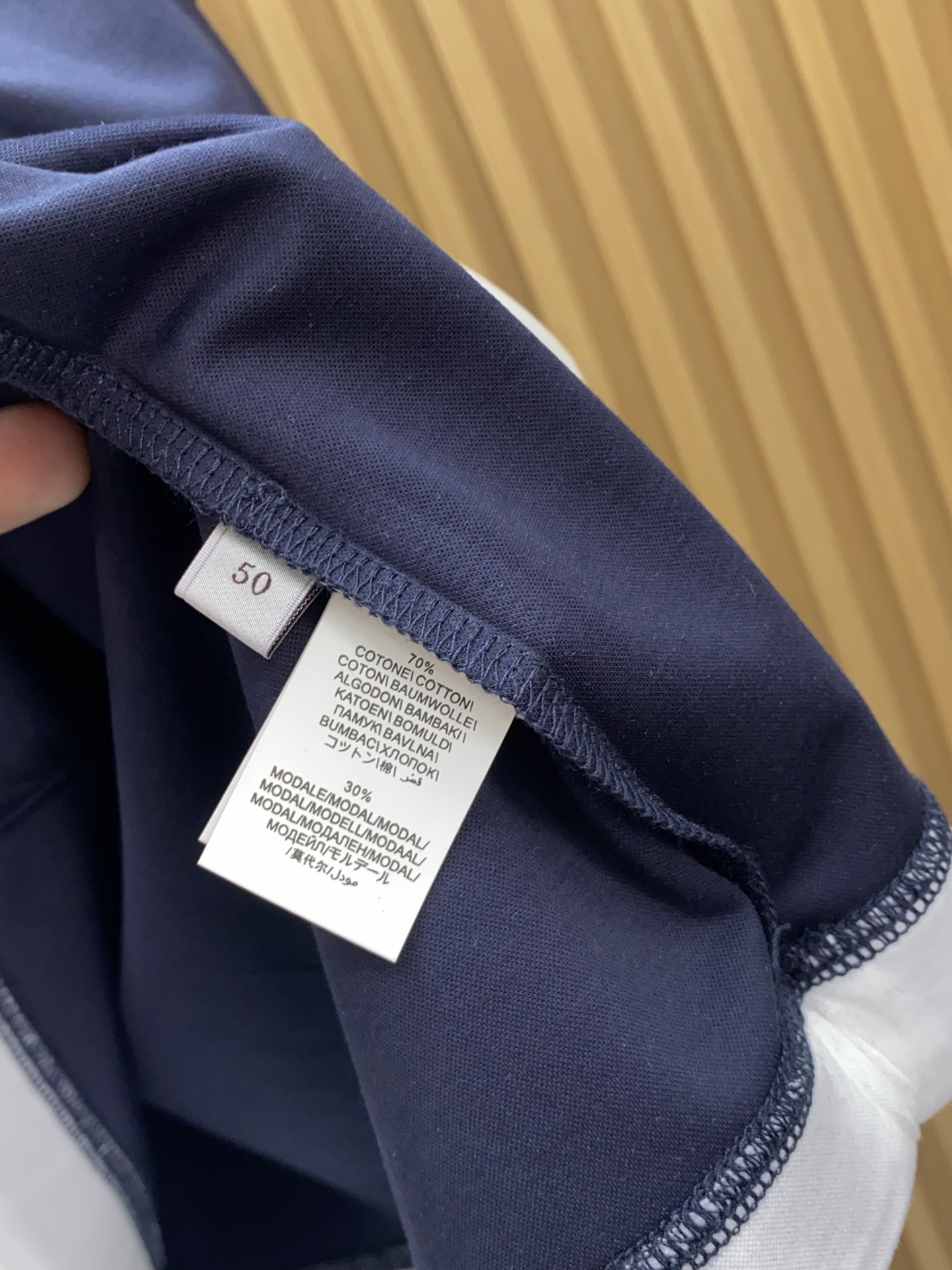 BC 26SS早春短袖T恤甄选软糯亲肤100支丝光棉面料制成，标准版圆领短袖裁剪，更适合日常穿着。简约不