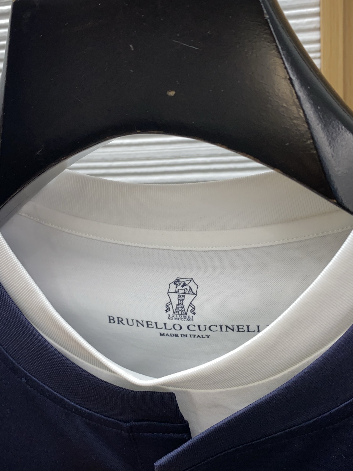 BC 26SS早春短袖T恤甄选软糯亲肤100支丝光棉面料制成，标准版圆领短袖裁剪，更适合日常穿着。简约不