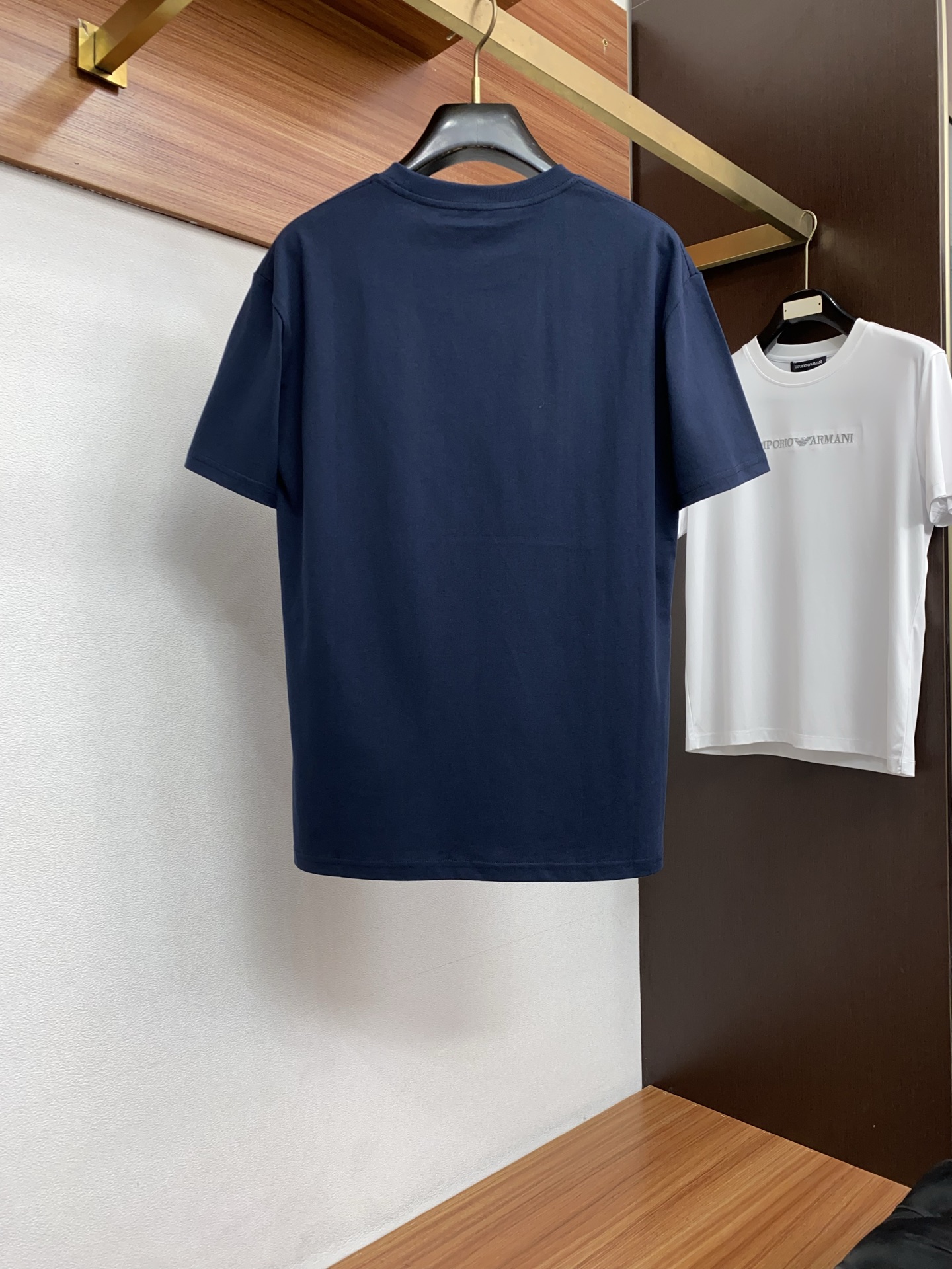 古奇 26SS春夏新款 纯棉质圆领短袖 男士基础款专柜短袖T恤衫！贸易公司渠道稀出，同步官网发售！基础T