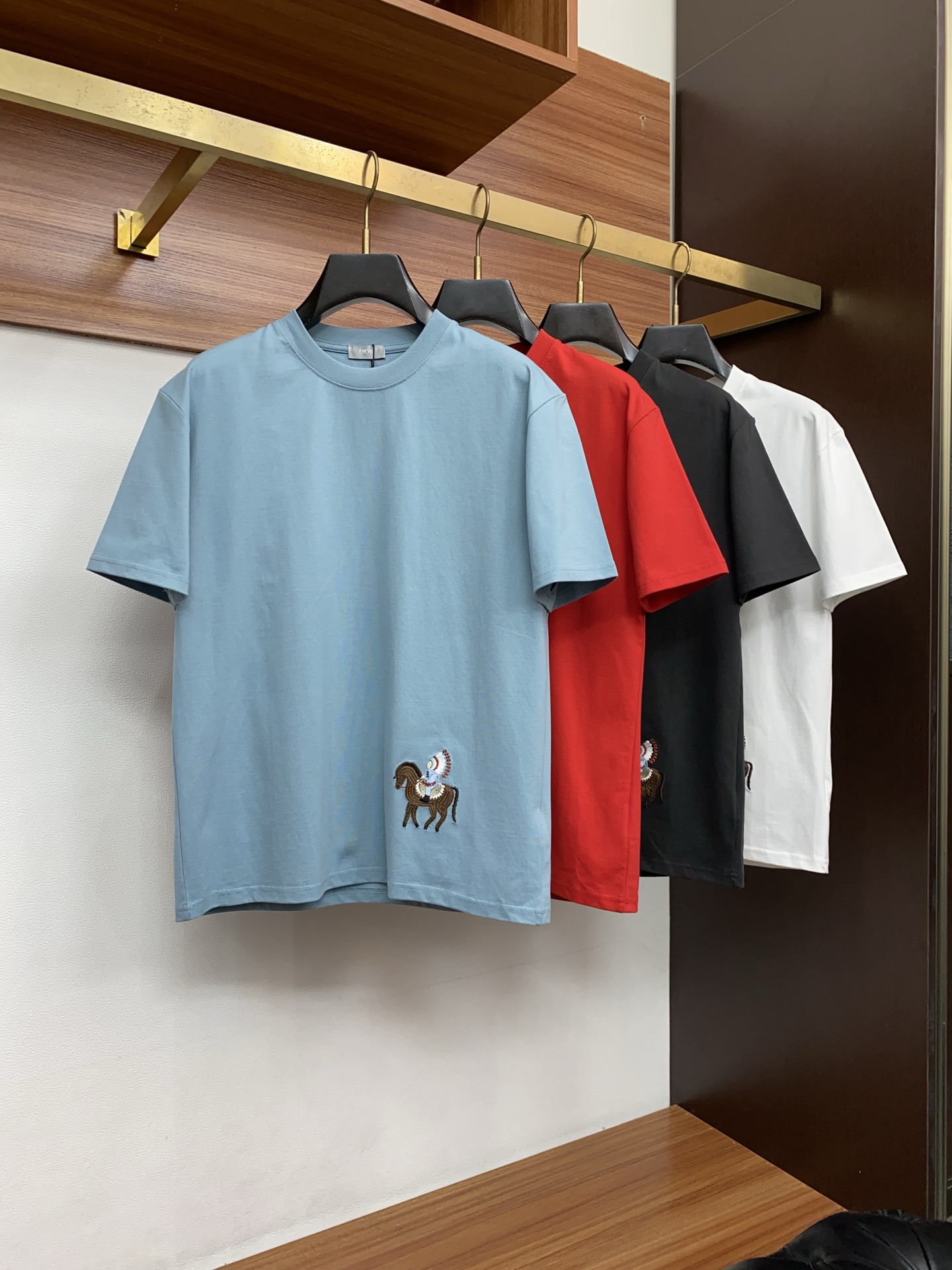 迪奥 26SS春夏新款 纯棉质圆领短袖 男士基础款专柜短袖T恤衫！贸易公司渠道稀出，同步官网发售！基础T