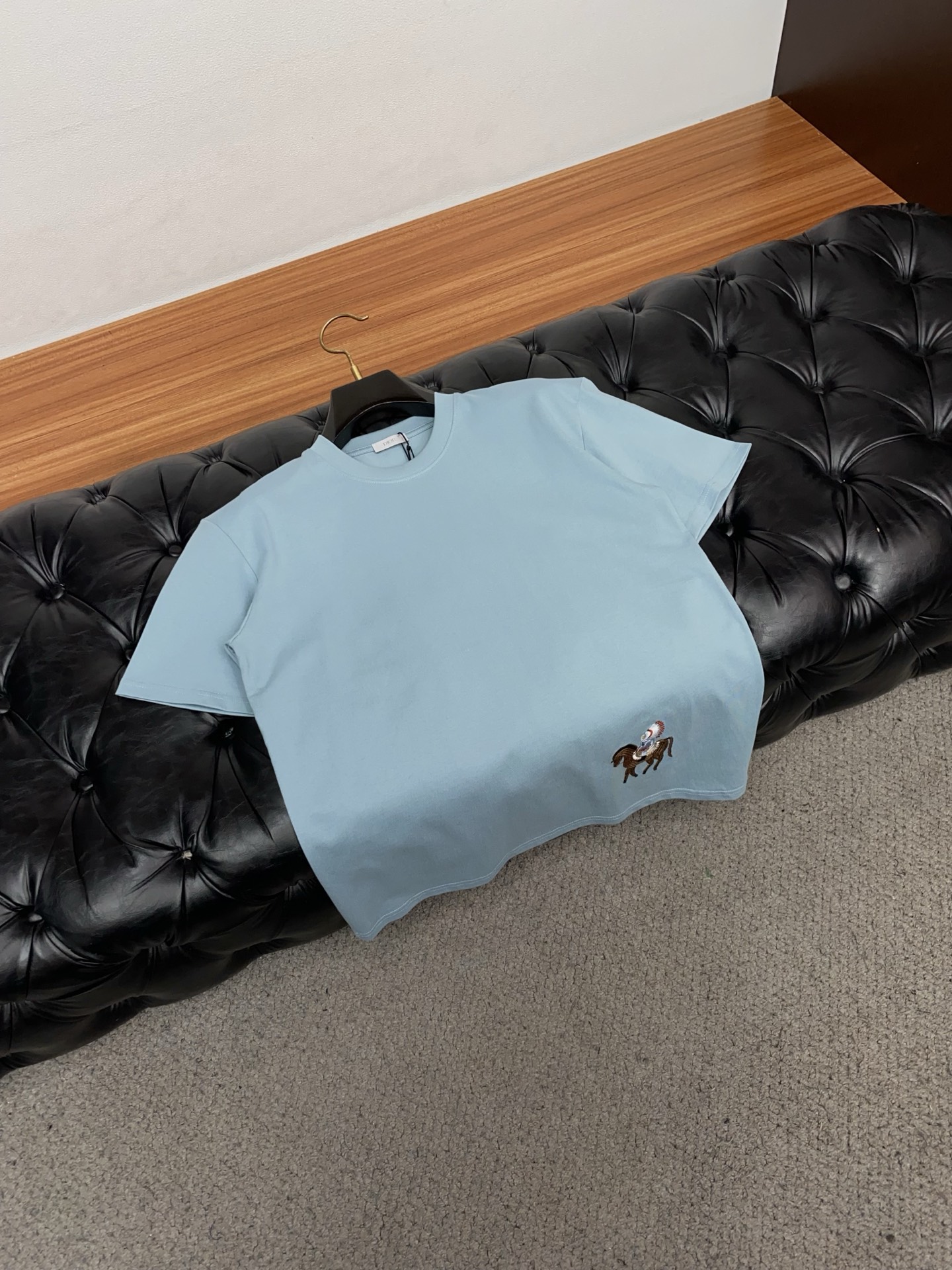 迪奥 26SS春夏新款 纯棉质圆领短袖 男士基础款专柜短袖T恤衫！贸易公司渠道稀出，同步官网发售！基础T