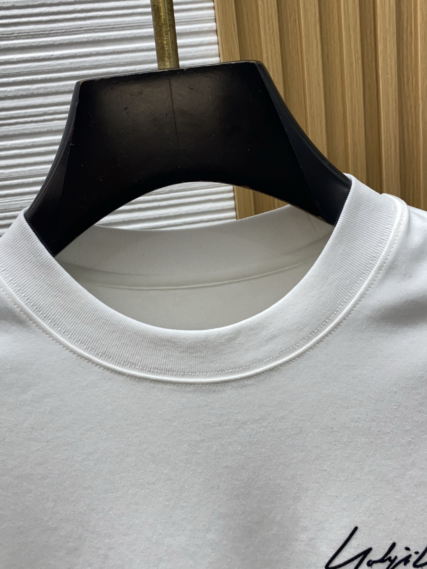 Y-3 巴宝莉 2026新款AW新品，时尚休闲打短袖 专柜同步有售，定制长绒棉面料，工艺极度复杂，视觉相