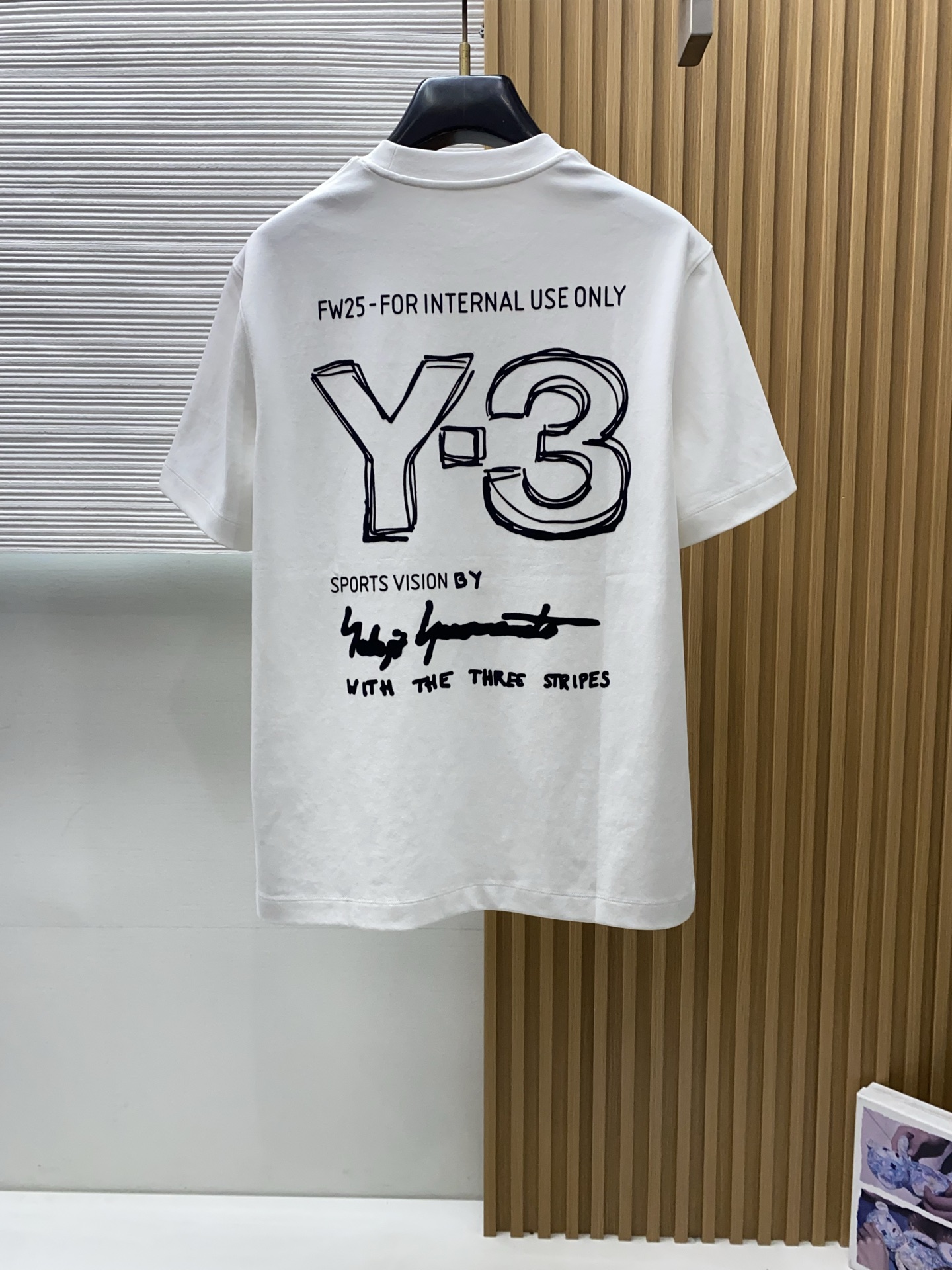 Y-3 巴宝莉 2026新款AW新品，时尚休闲打短袖 专柜同步有售，定制长绒棉面料，工艺极度复杂，视觉相
