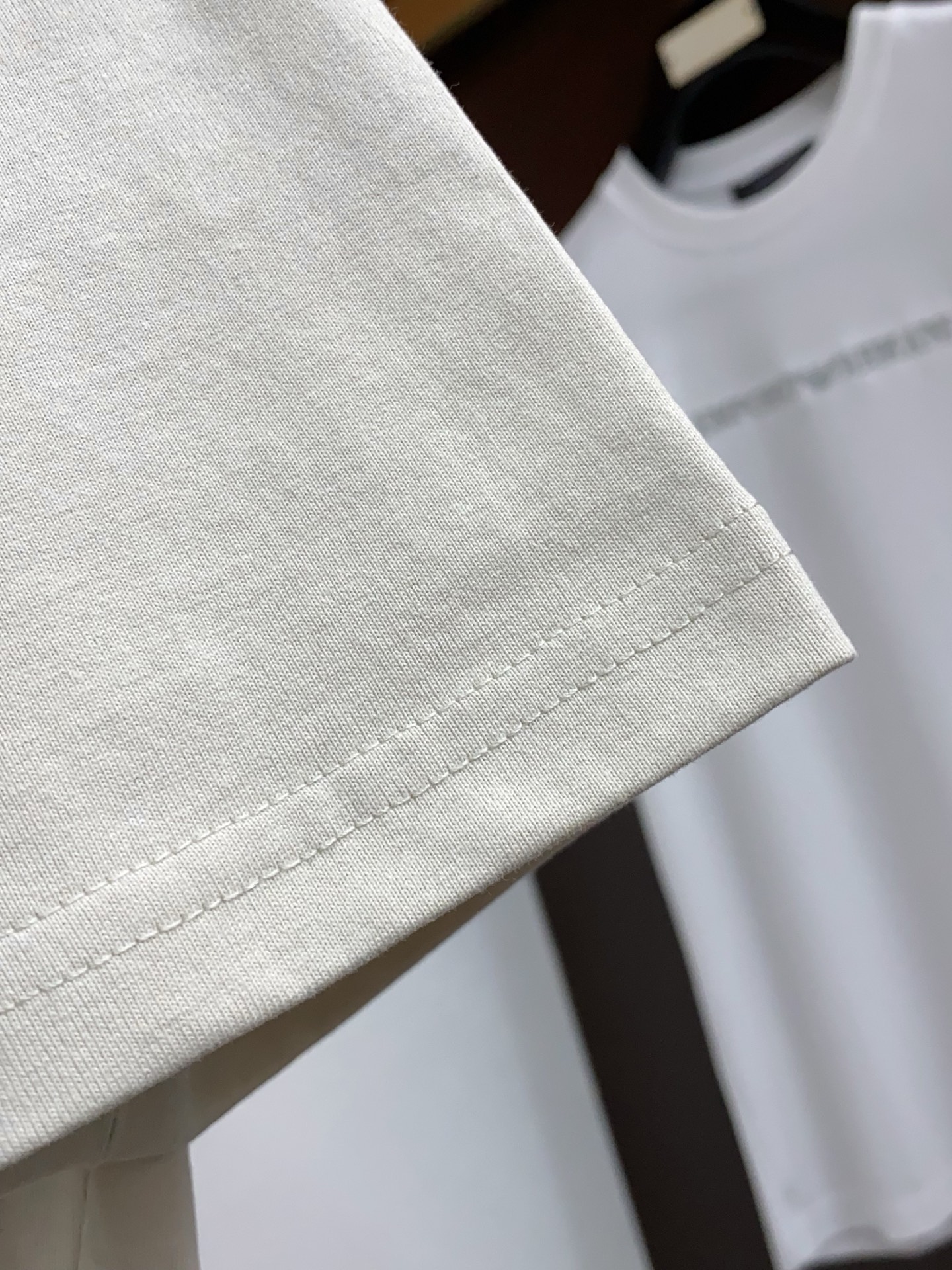 巴宝莉 26SS春夏新款 纯棉质圆领短袖 男士基础款纯白专柜短袖T恤衫！贸易公司渠道稀出，同步官网发售！