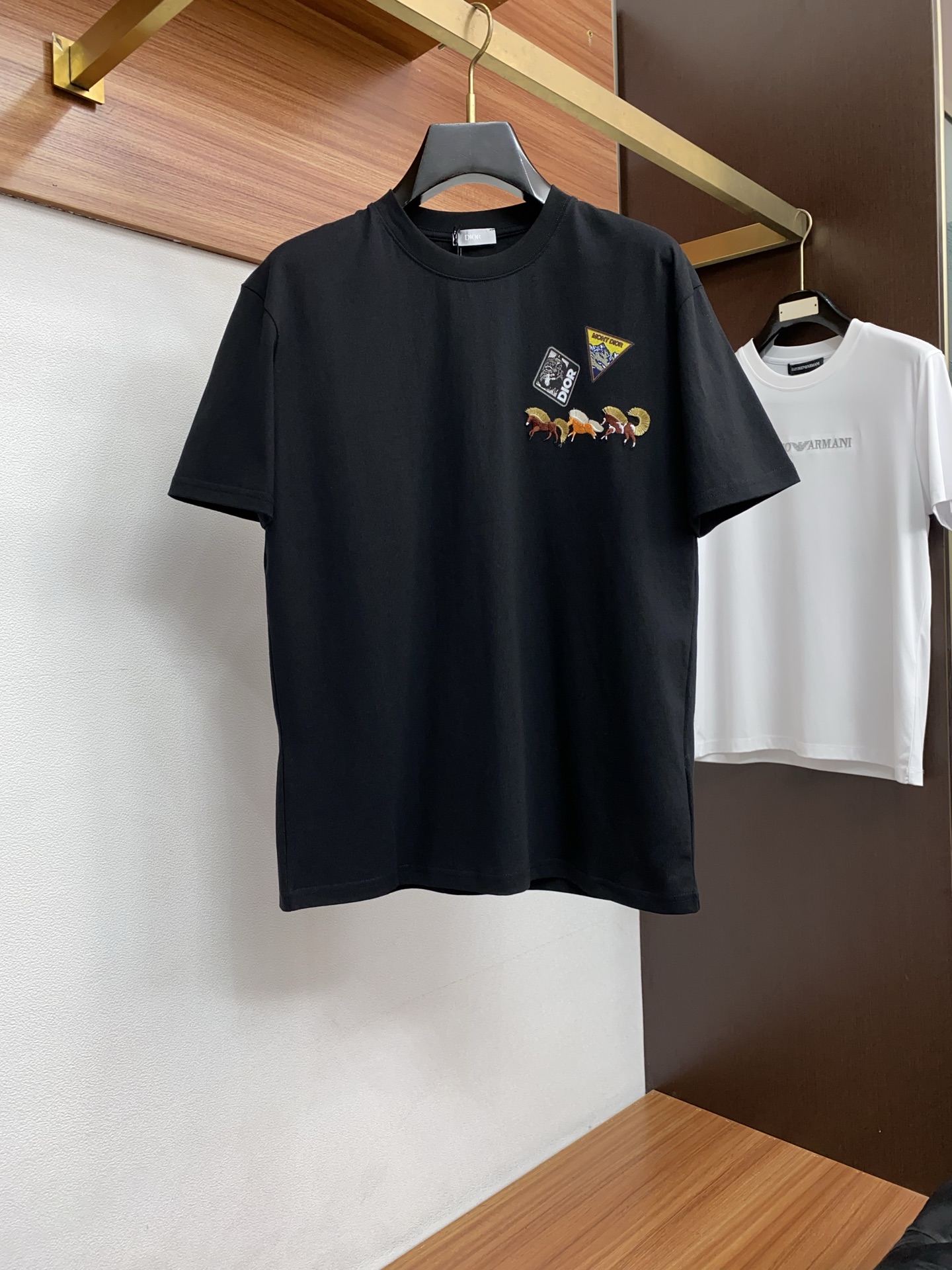 迪奥 26SS春夏新款 纯棉质圆领短袖 男士基础款专柜短袖T恤衫！贸易公司渠道稀出，同步官网发售！基础T