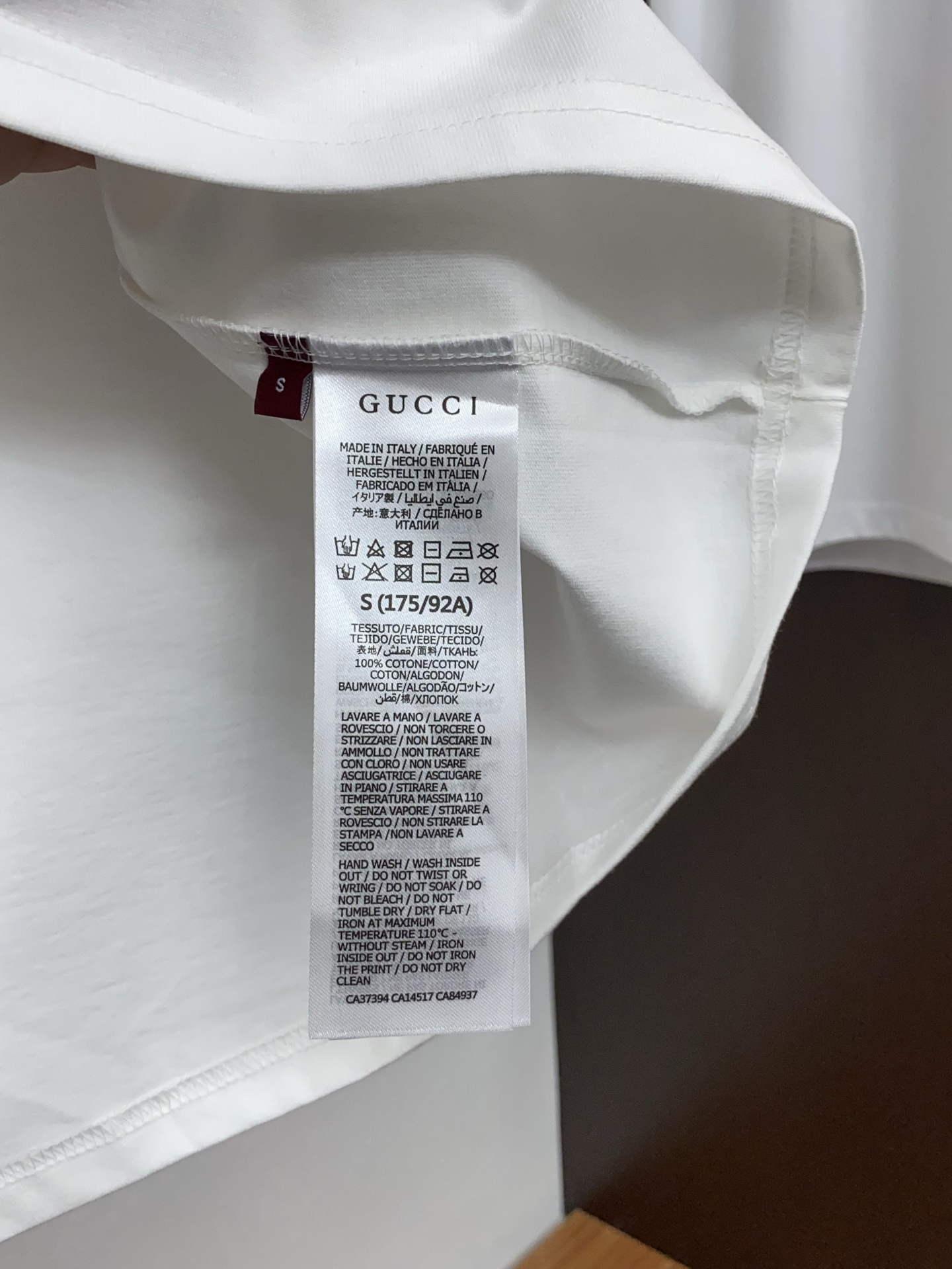 古奇 26SS春夏新款 纯棉质圆领短袖 男士基础款专柜短袖T恤衫！贸易公司渠道稀出，同步官网发售！基础T