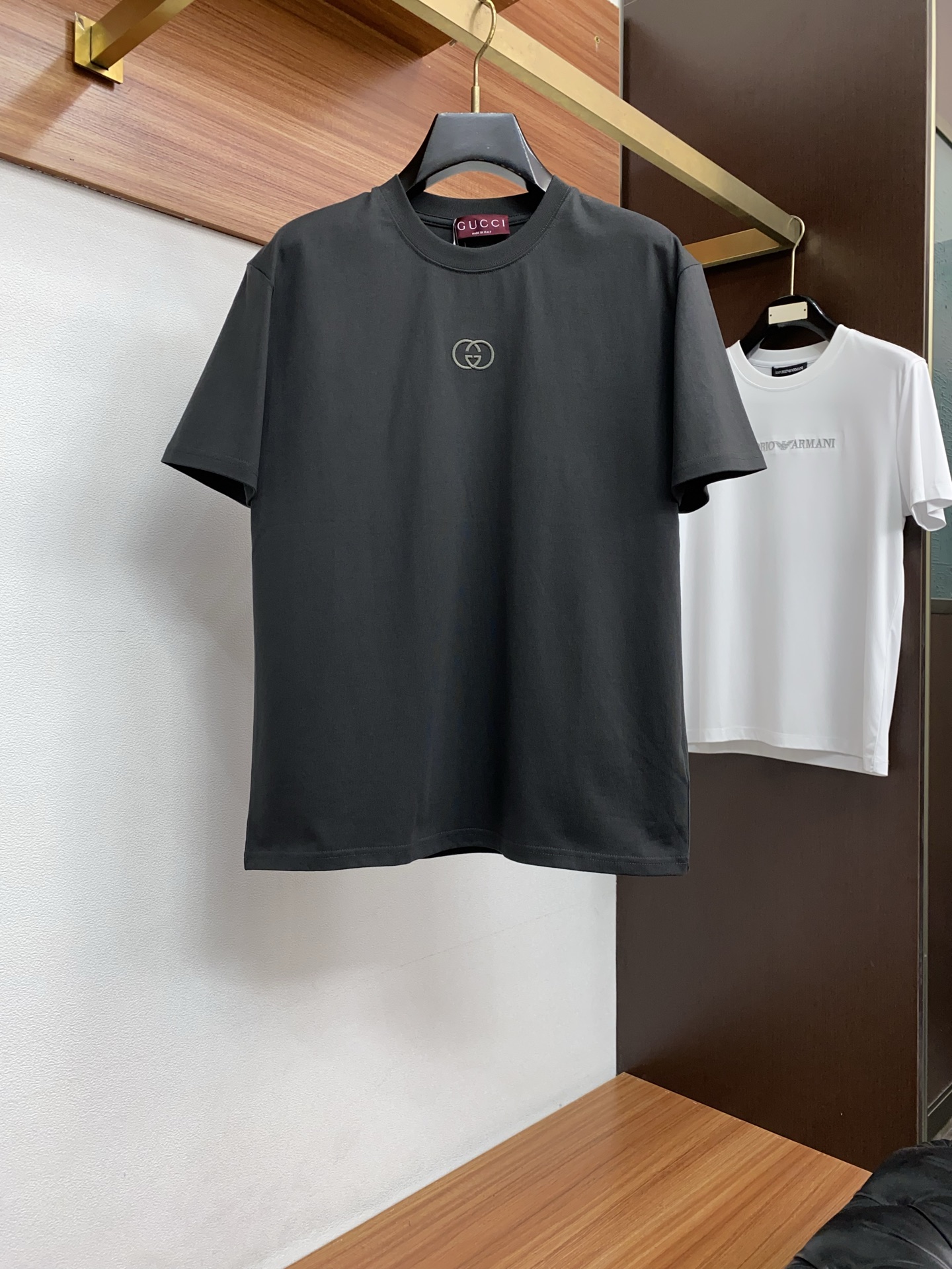 古奇 26SS春夏新款 纯棉质圆领短袖 男士基础款专柜短袖T恤衫！贸易公司渠道稀出，同步官网发售！基础T