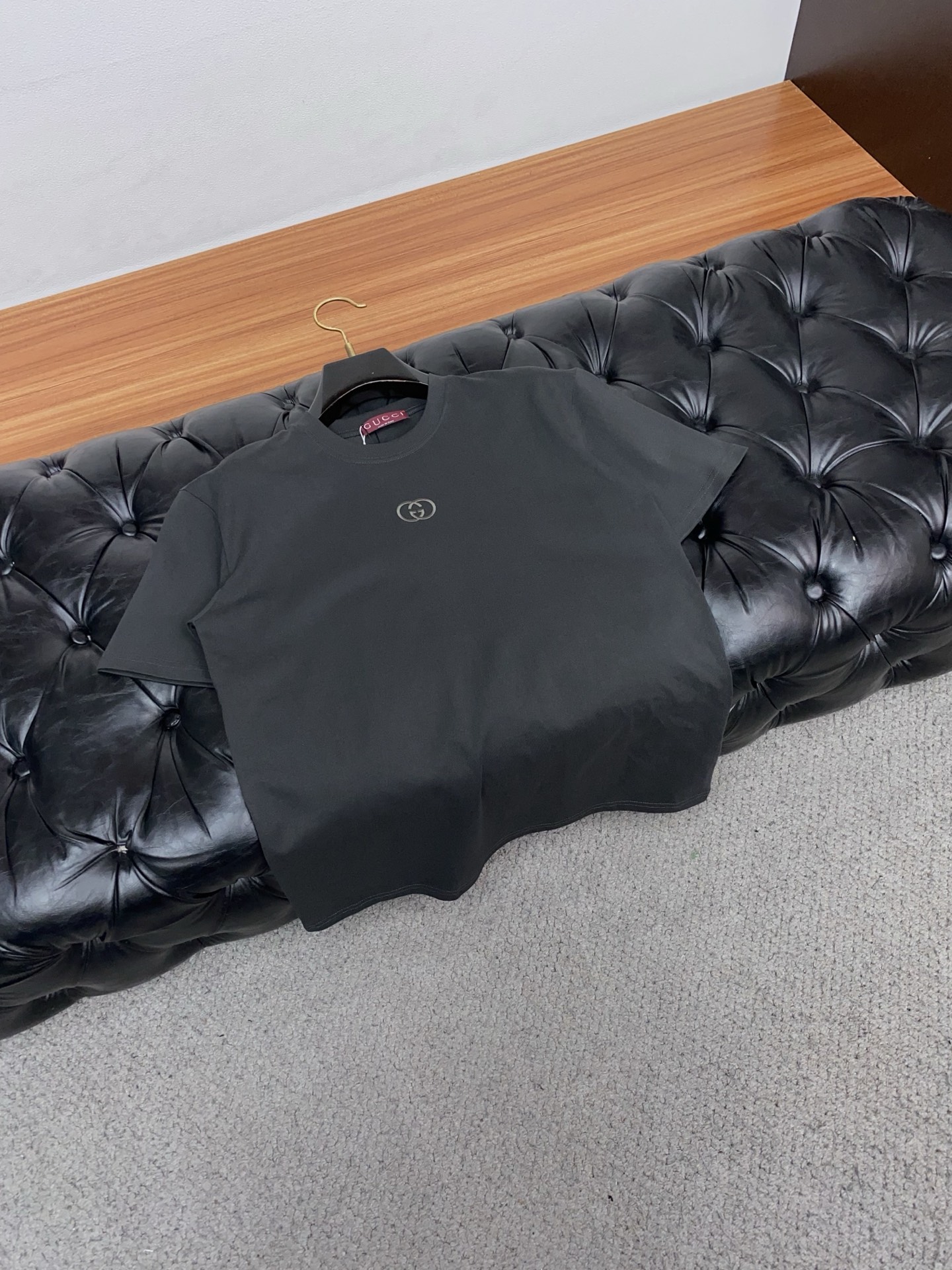 古奇 26SS春夏新款 纯棉质圆领短袖 男士基础款专柜短袖T恤衫！贸易公司渠道稀出，同步官网发售！基础T