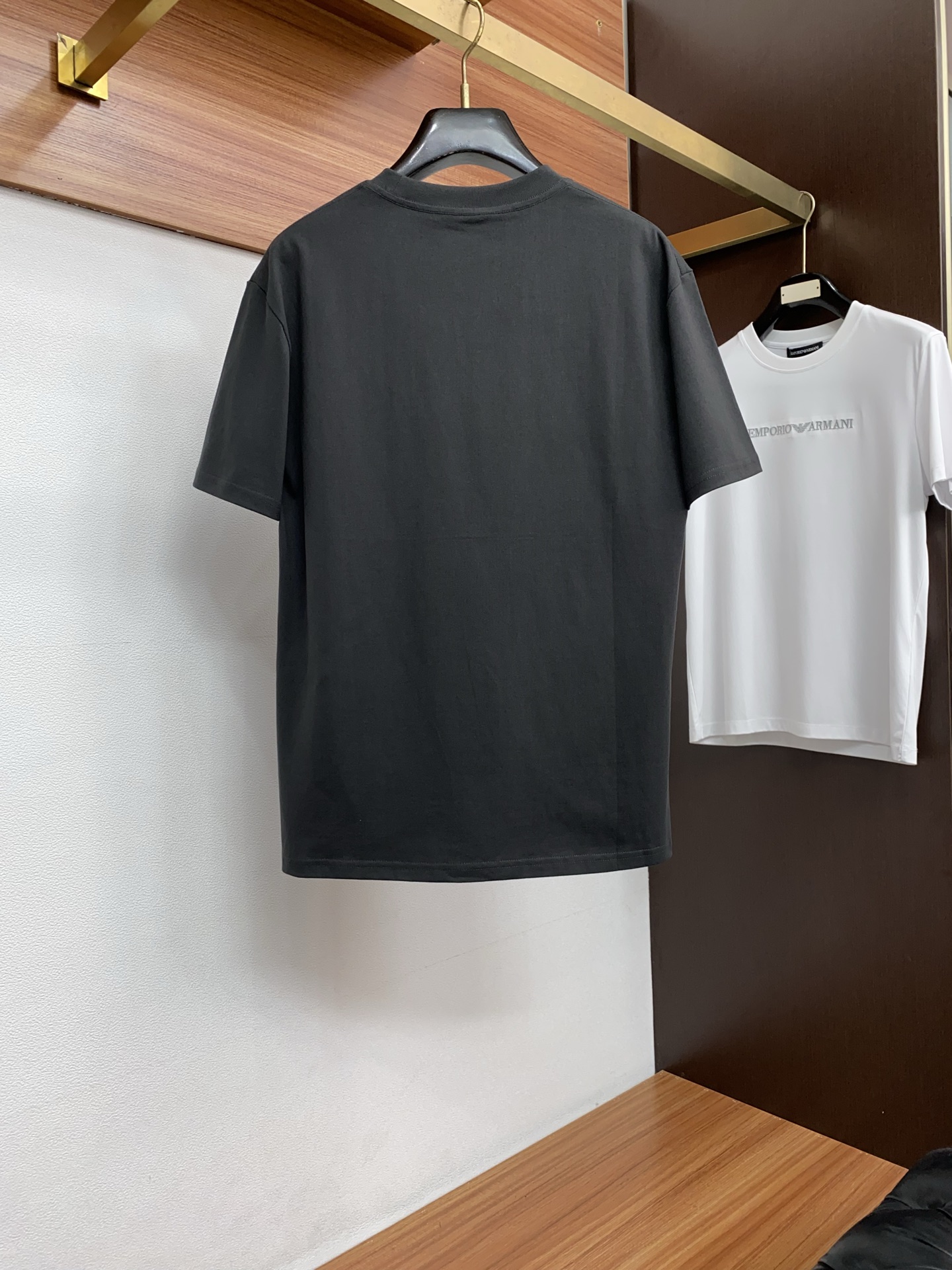 古奇 26SS春夏新款 纯棉质圆领短袖 男士基础款专柜短袖T恤衫！贸易公司渠道稀出，同步官网发售！基础T