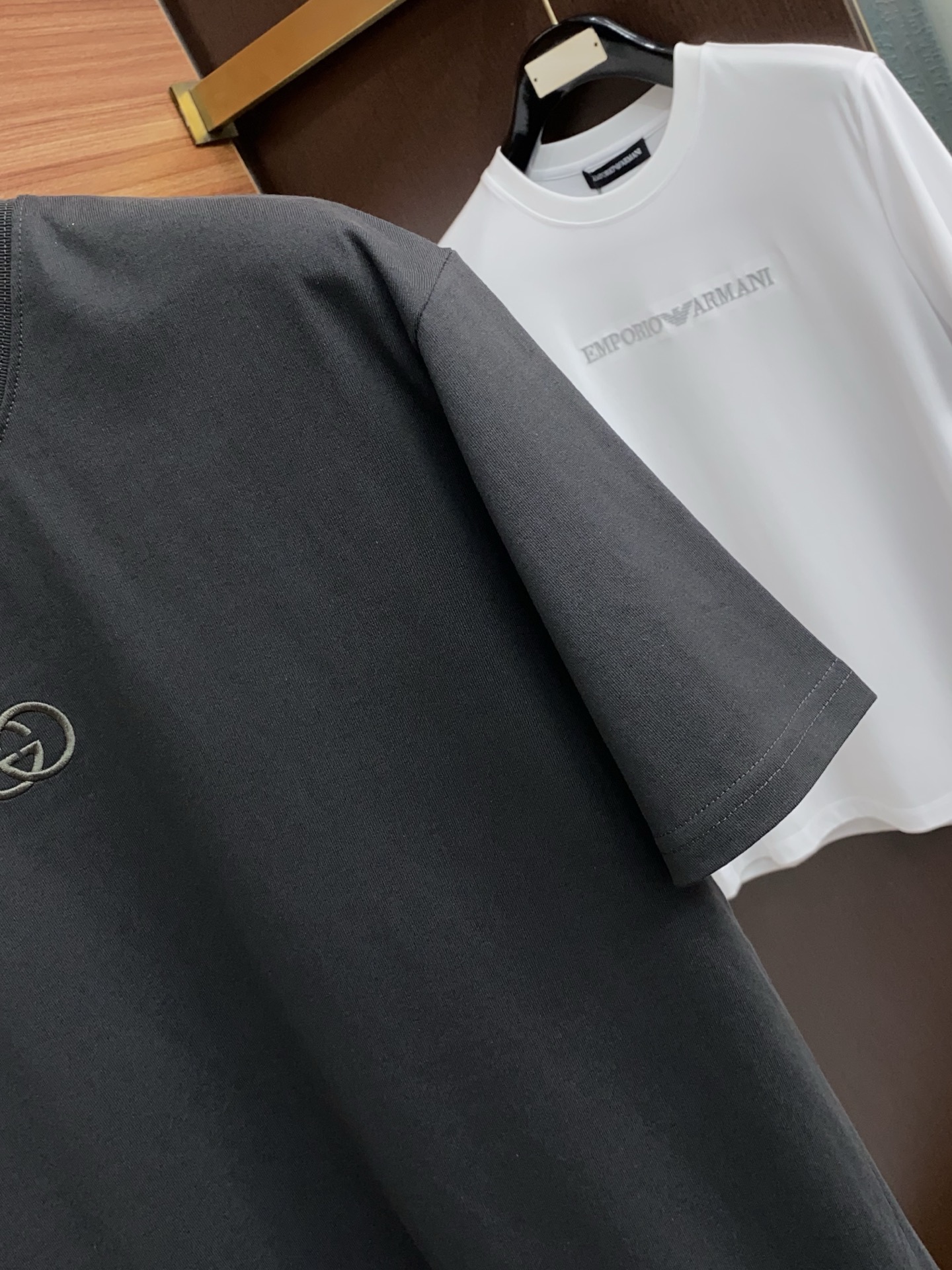 古奇 26SS春夏新款 纯棉质圆领短袖 男士基础款专柜短袖T恤衫！贸易公司渠道稀出，同步官网发售！基础T