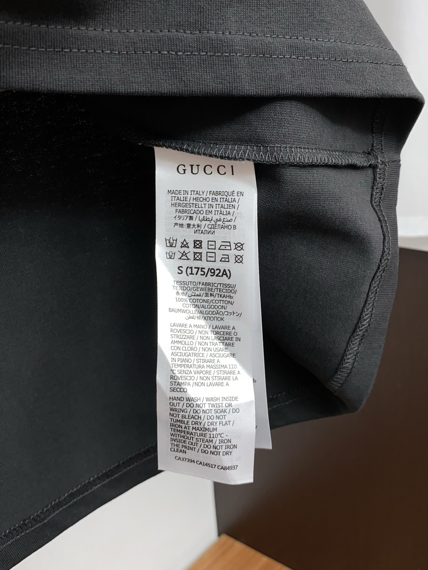 古奇 26SS春夏新款 纯棉质圆领短袖 男士基础款专柜短袖T恤衫！贸易公司渠道稀出，同步官网发售！基础T