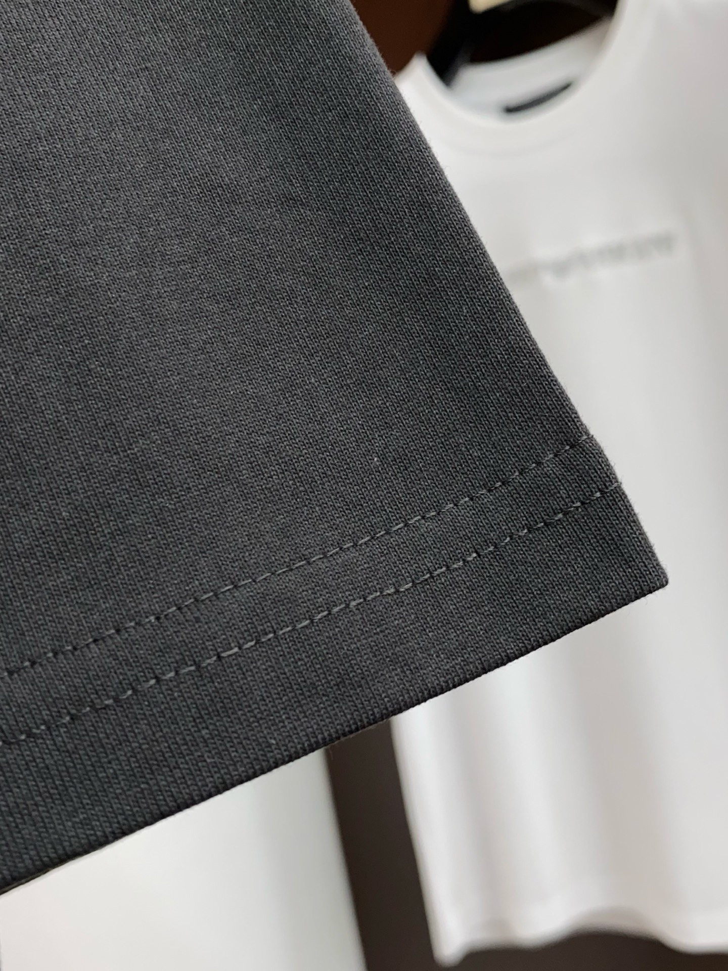 古奇 26SS春夏新款 纯棉质圆领短袖 男士基础款专柜短袖T恤衫！贸易公司渠道稀出，同步官网发售！基础T