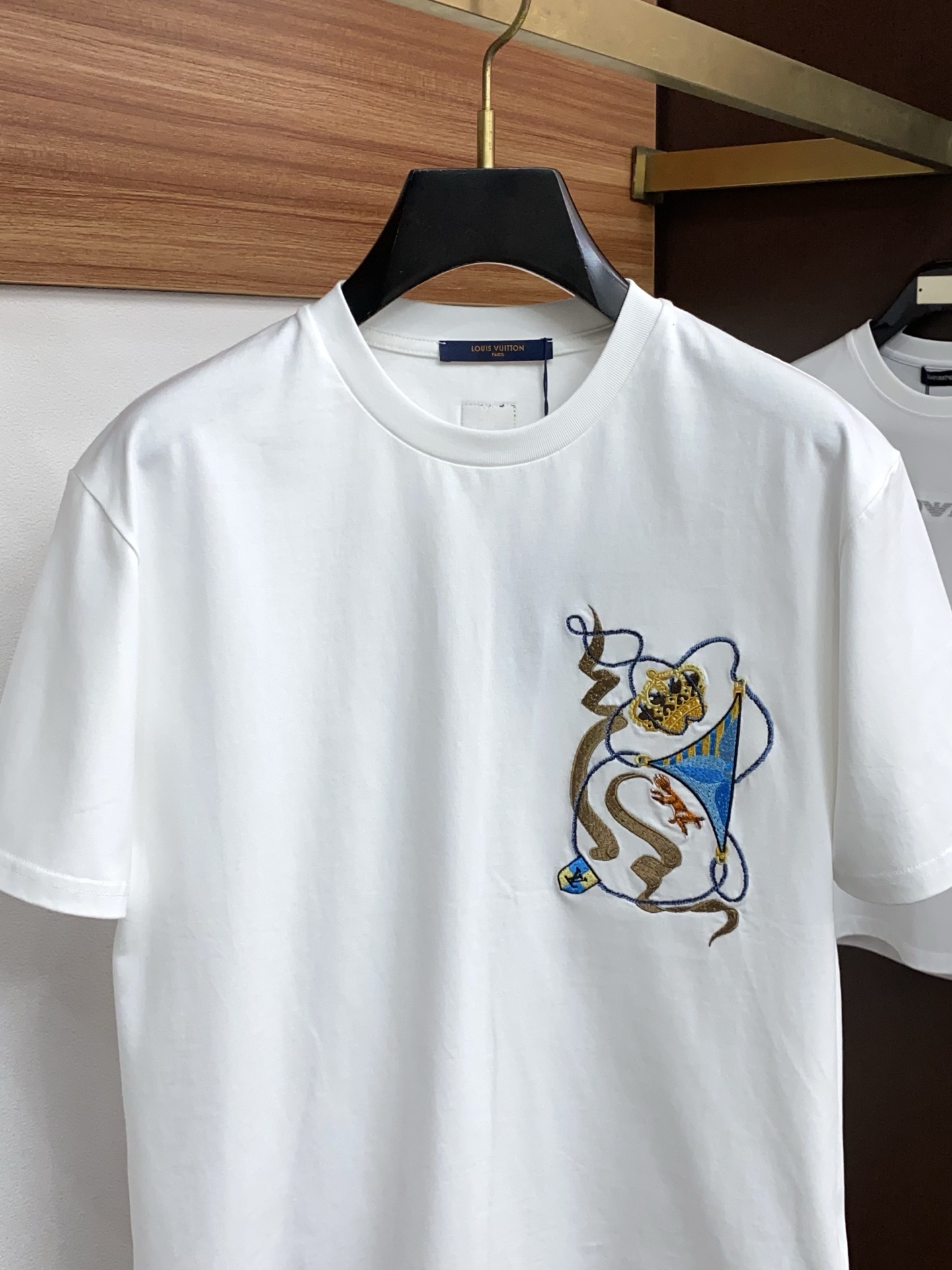 1v 路易威登 26SS春夏新款 纯棉质圆领短袖 男士基础款纯白专柜短袖T恤衫！贸易公司渠道稀出，同步官