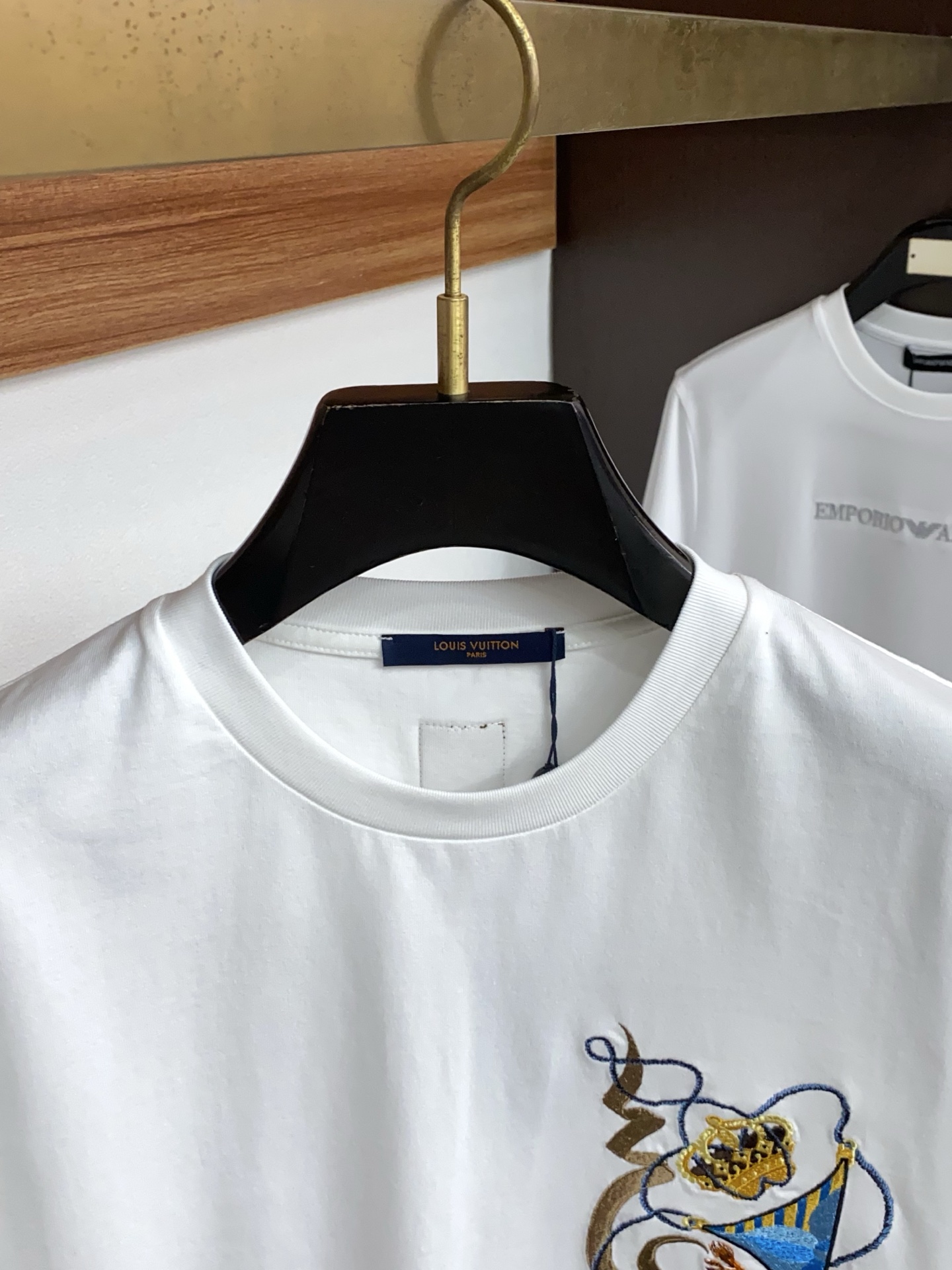 1v 路易威登 26SS春夏新款 纯棉质圆领短袖 男士基础款纯白专柜短袖T恤衫！贸易公司渠道稀出，同步官