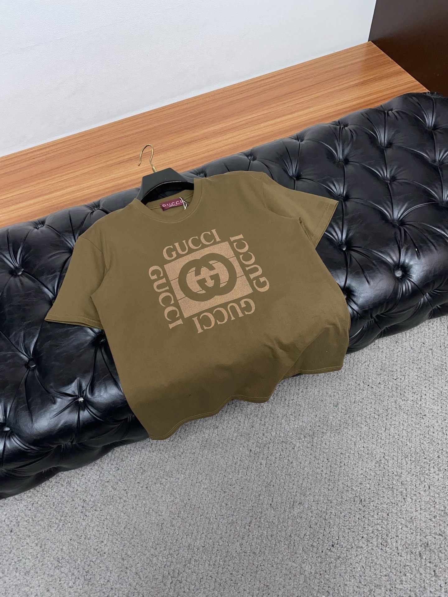 古奇 26SS春夏新款 纯棉质圆领短袖 男士基础款纯白专柜短袖T恤衫！贸易公司渠道稀出，同步官网发售！基