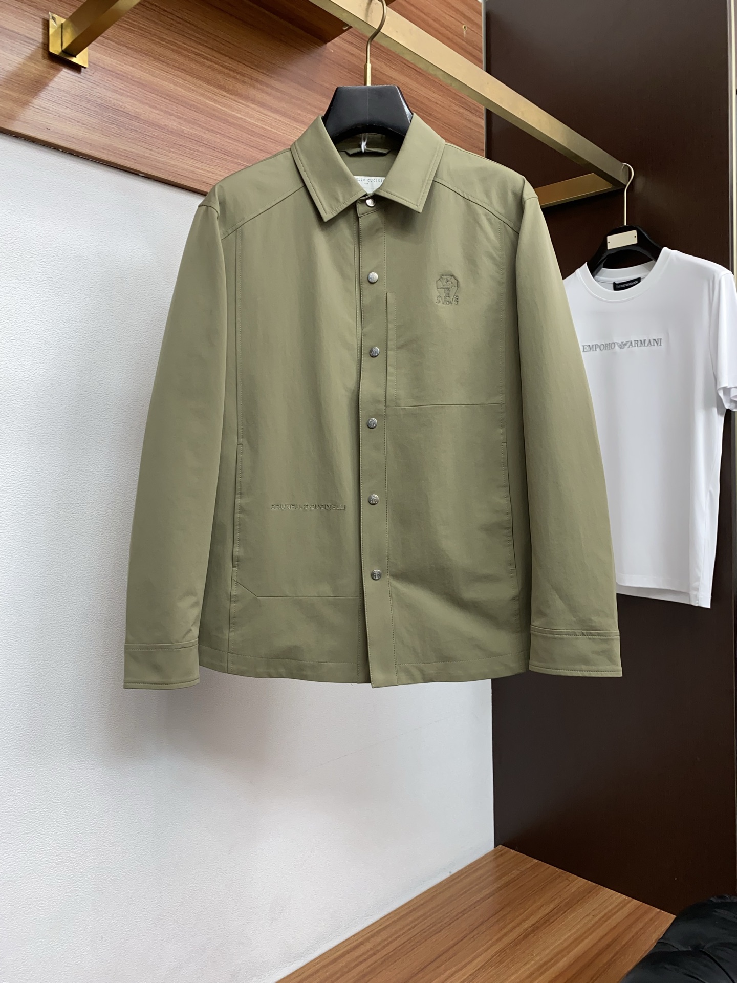 BC 2026新款男士休闲定制商务翻领夹克外套。穿上简约干练的休闲外套，又是活力满满的状态，面料全部需要