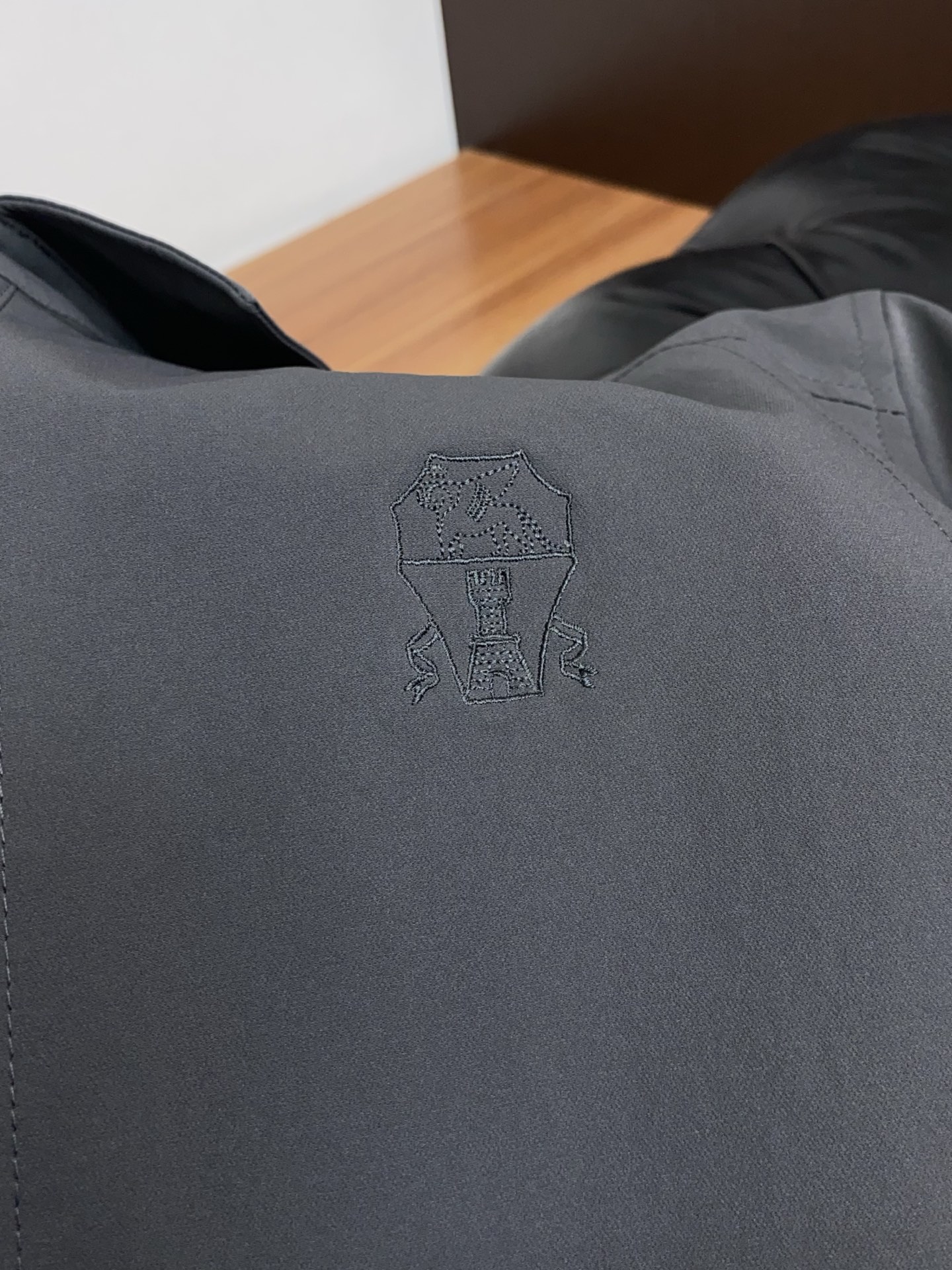 BC 2026新款男士休闲定制商务翻领夹克外套。穿上简约干练的休闲外套，又是活力满满的状态，面料全部需要