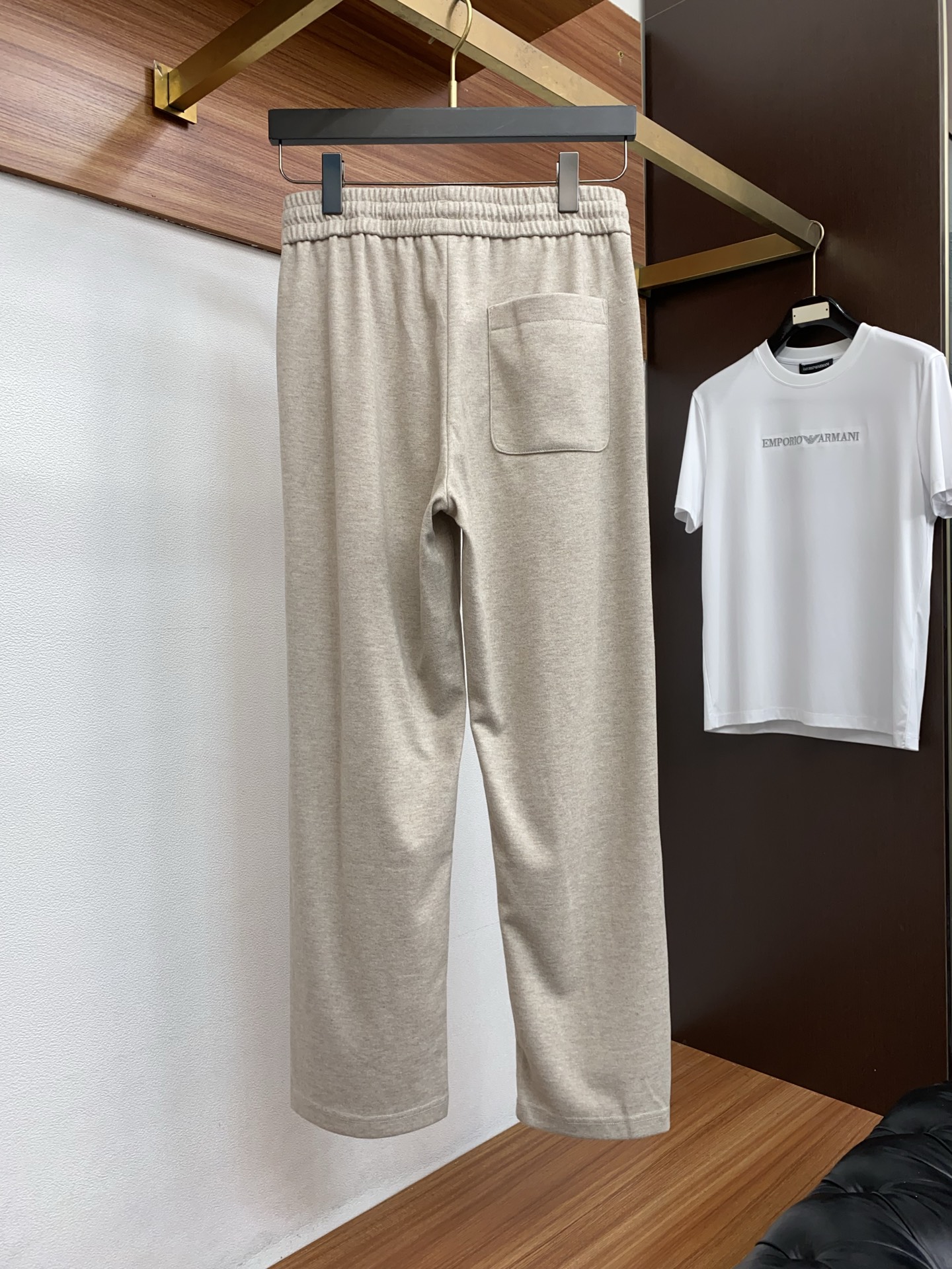 /套 Loro piana 诺悠翩雅 不拆 2026新款男士休闲定制夹克外套套装 穿上简约干练的休闲外套