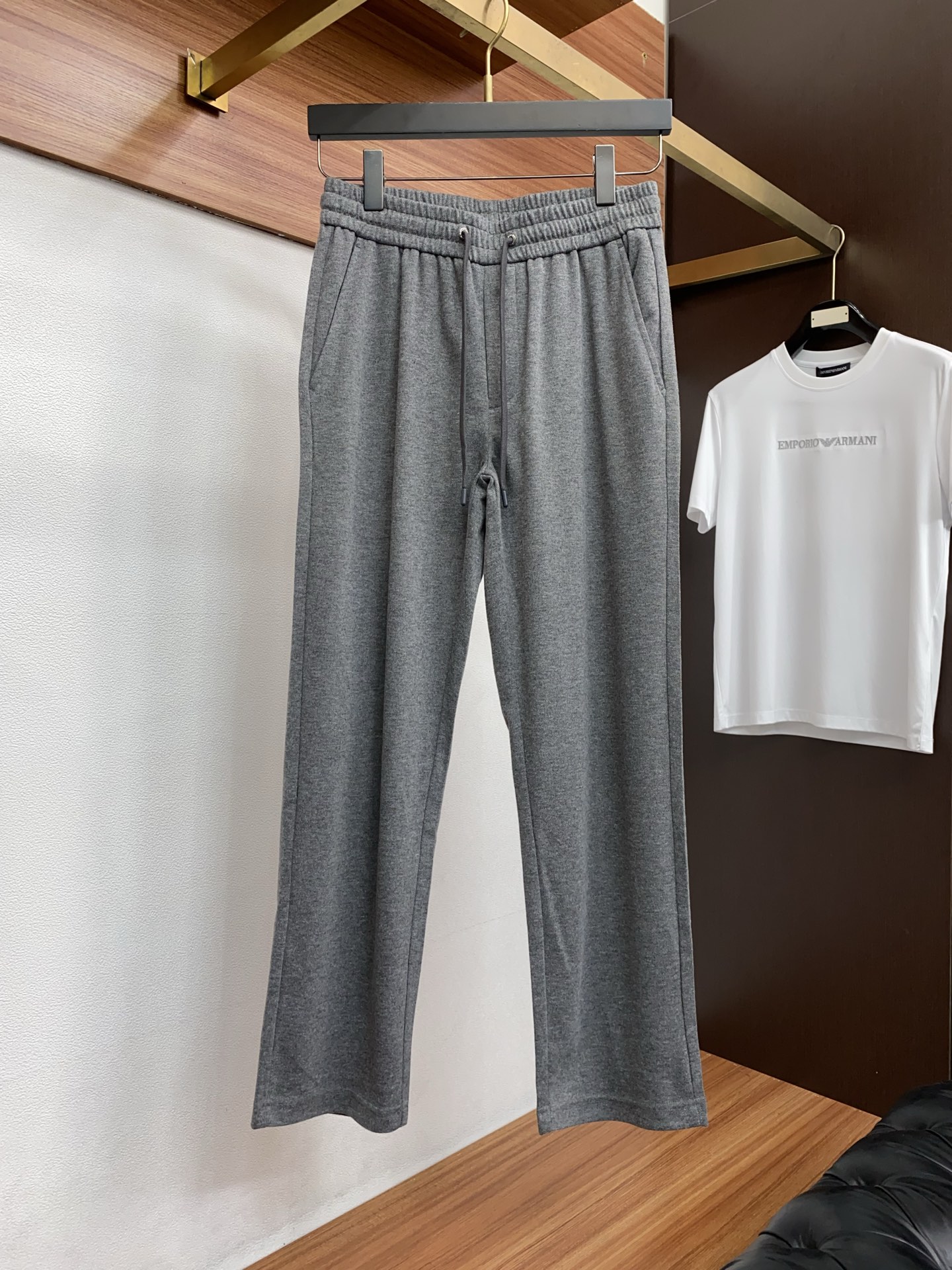 /套 Loro piana 诺悠翩雅 不拆 2026新款男士休闲定制夹克外套套装 穿上简约干练的休闲外套
