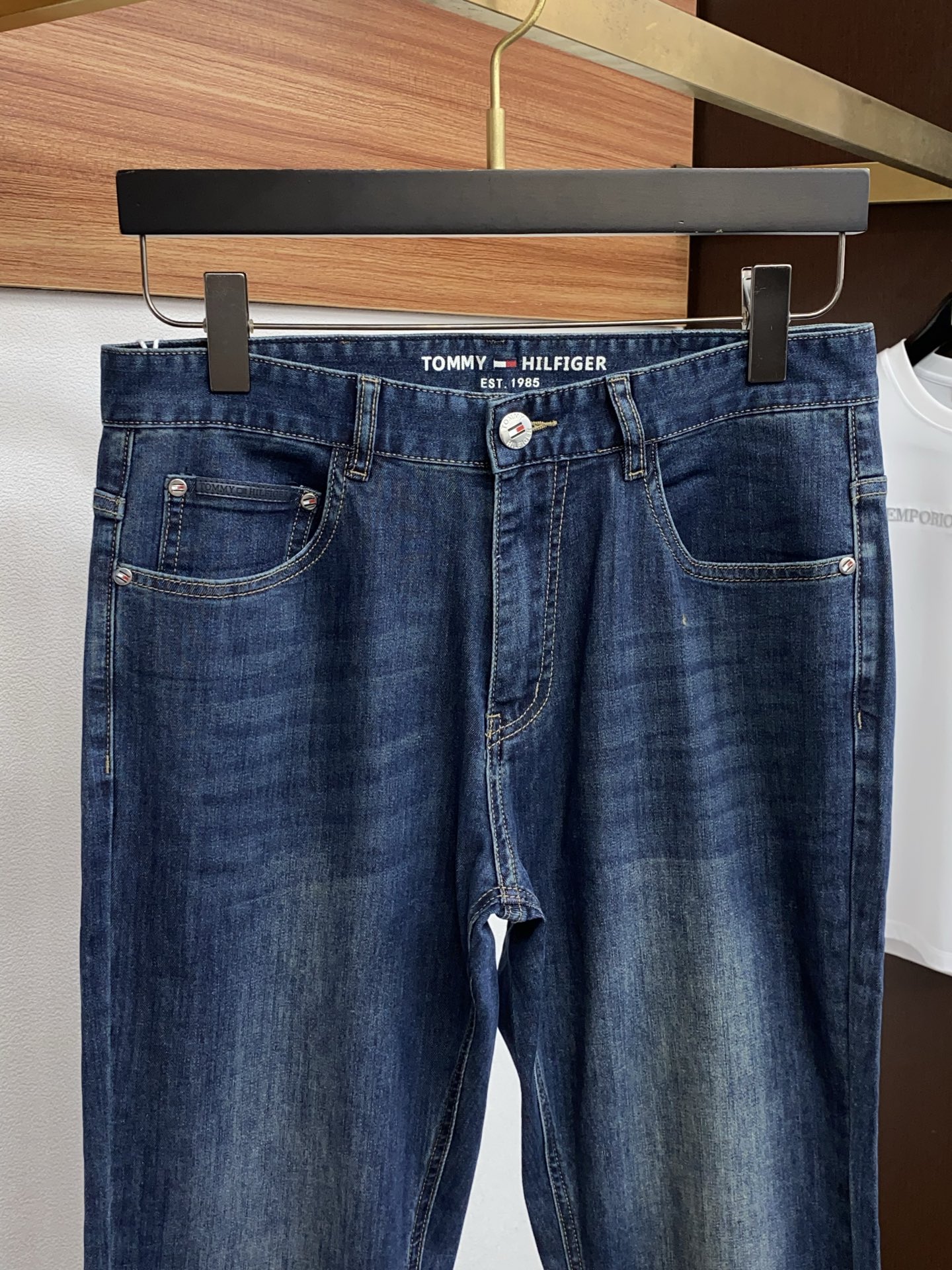 TM 2026ss春夏新款修身小直筒牛仔裤 完美洗水工艺 定制顶级五金logo 独家定制微弹面料 码数2