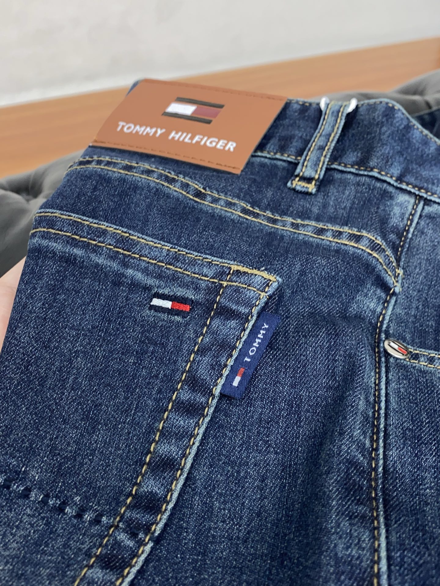 TM 2026ss春夏新款修身小直筒牛仔裤 完美洗水工艺 定制顶级五金logo 独家定制微弹面料 码数2