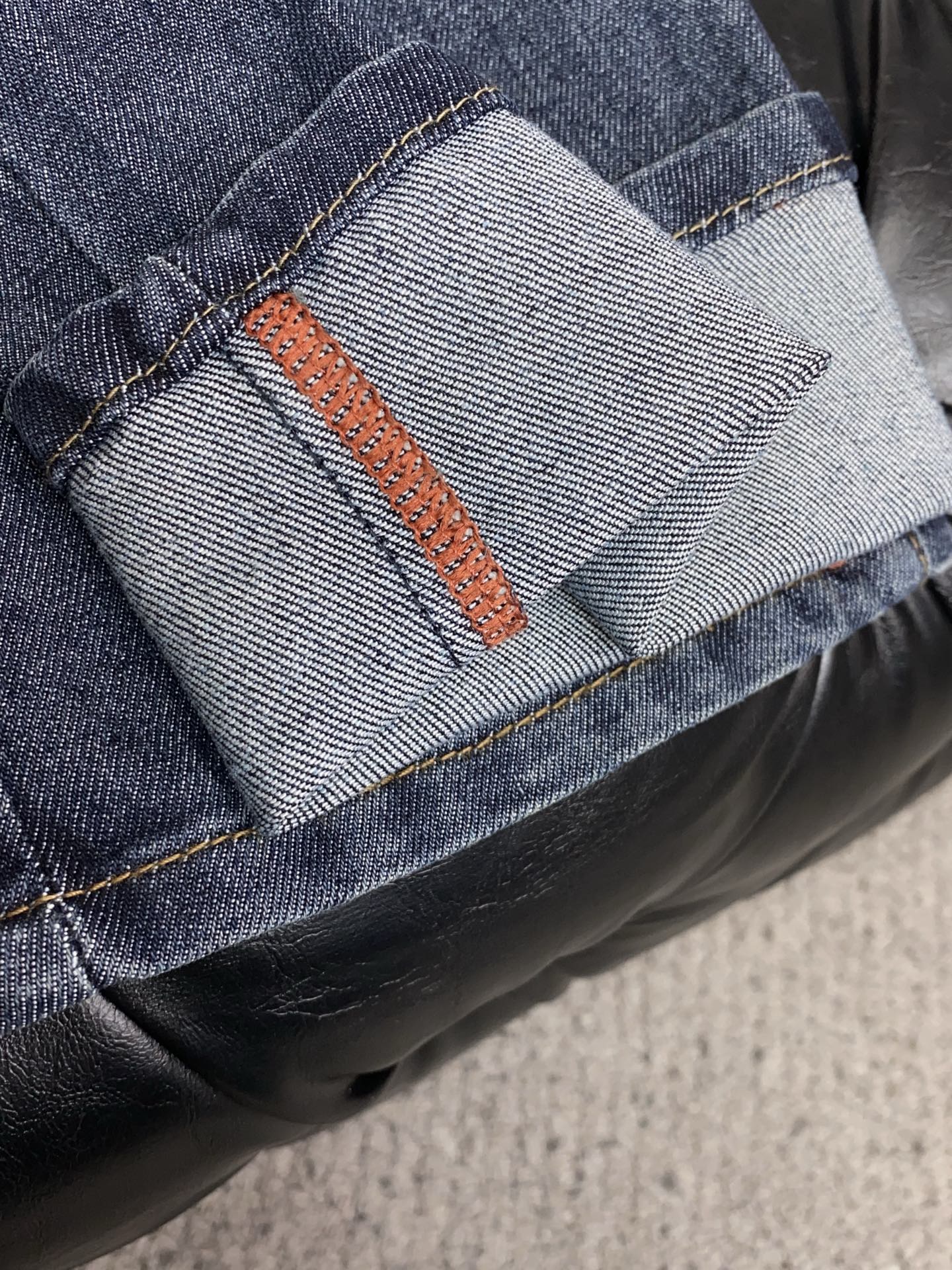 Loro piana 诺悠翩雅 2026ss春夏新款修身小直筒牛仔裤 完美洗水工艺 定制顶级五金logo