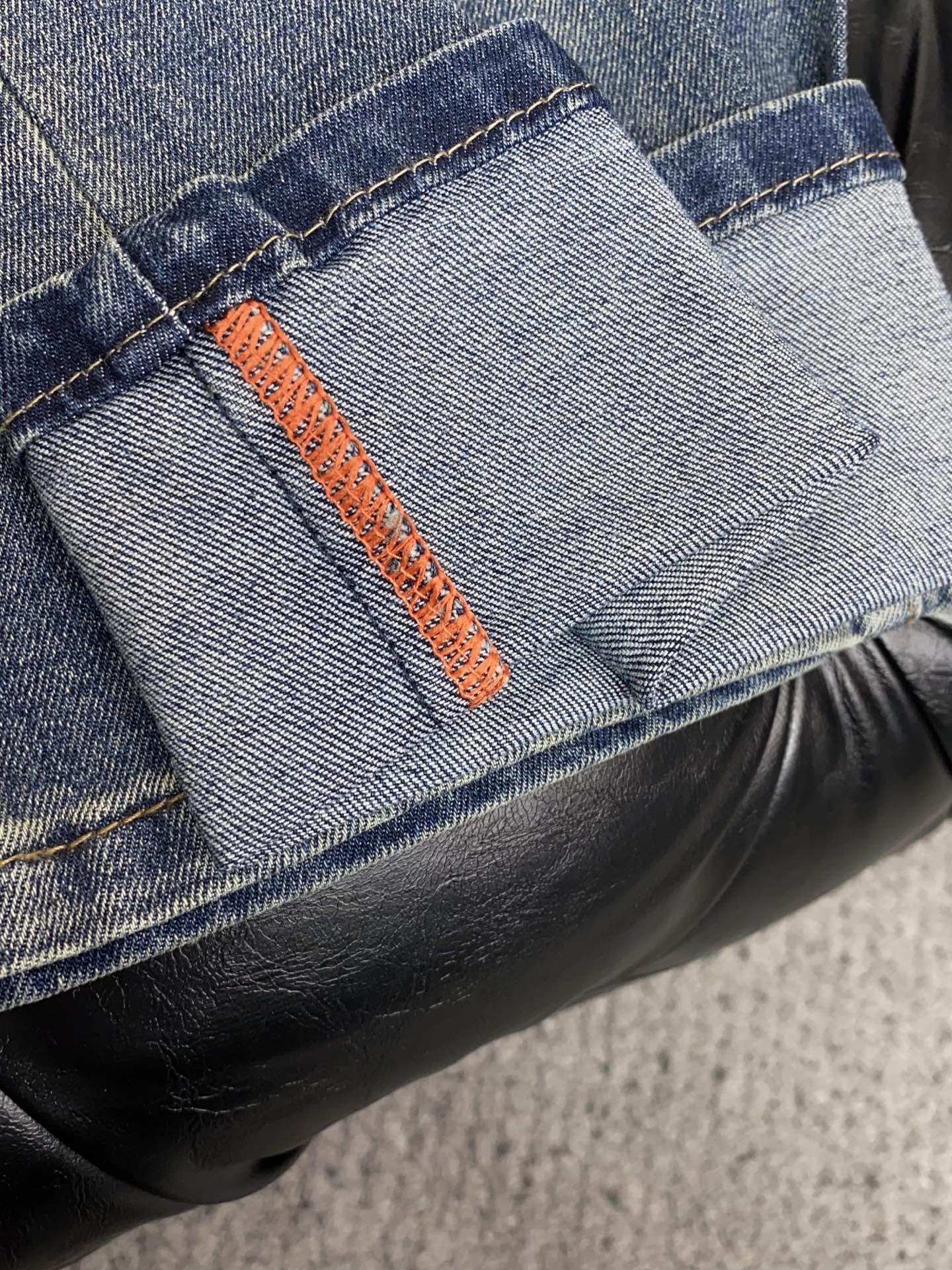 1v路易威登 2026ss春夏新款修身小直筒牛仔裤 完美洗水工艺 定制顶级五金logo 独家定制微弹面料