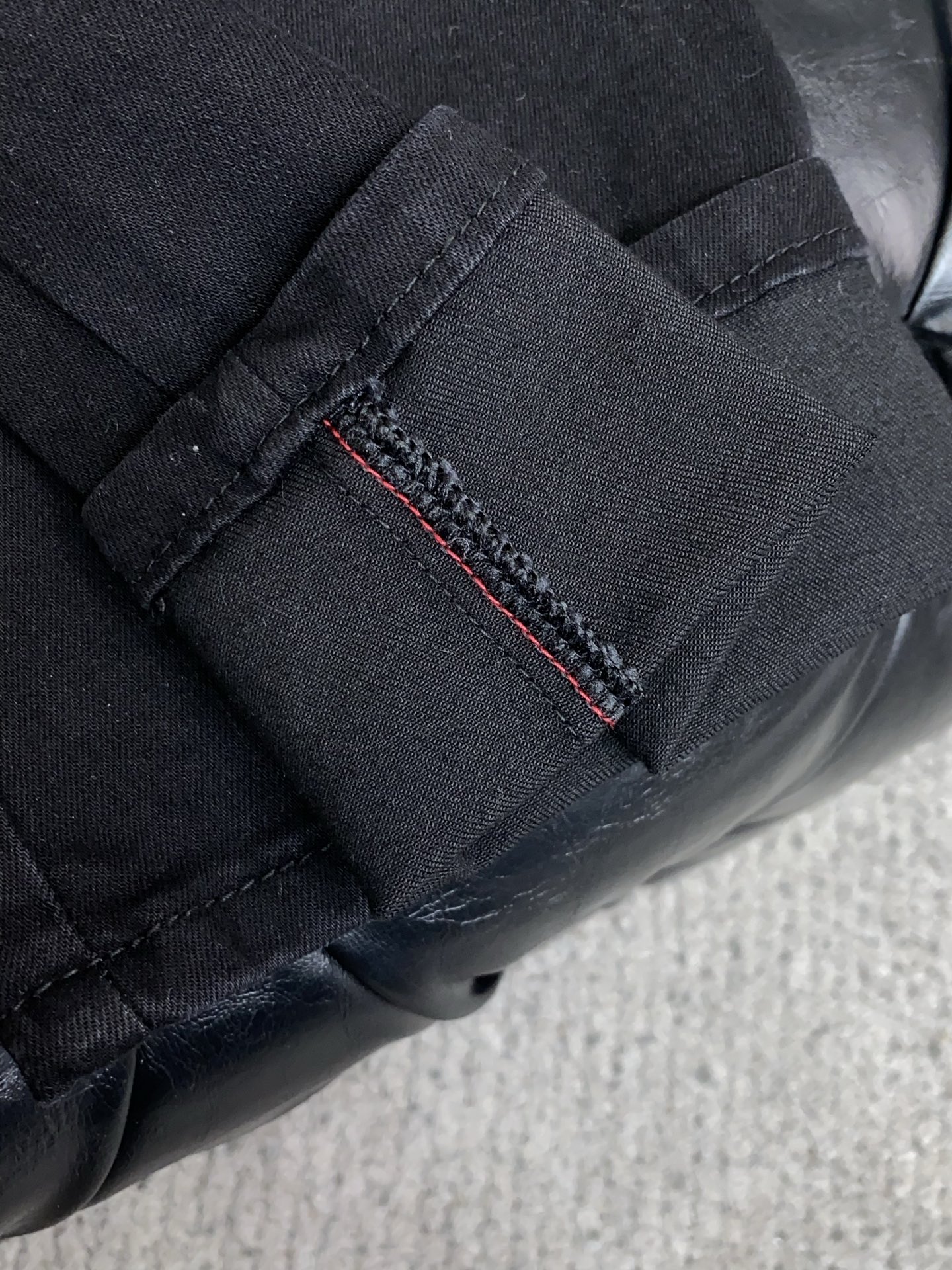 1v路易威登 2026ss春夏新款修身小直筒牛仔裤 完美洗水工艺 定制顶级五金logo 独家定制微弹面料