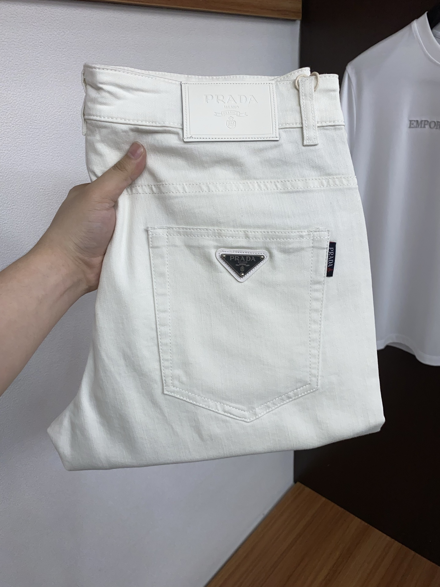 普拉达 2026ss春夏新款修身小直筒牛仔裤 完美洗水工艺 定制顶级五金logo 独家定制微弹面料 码数