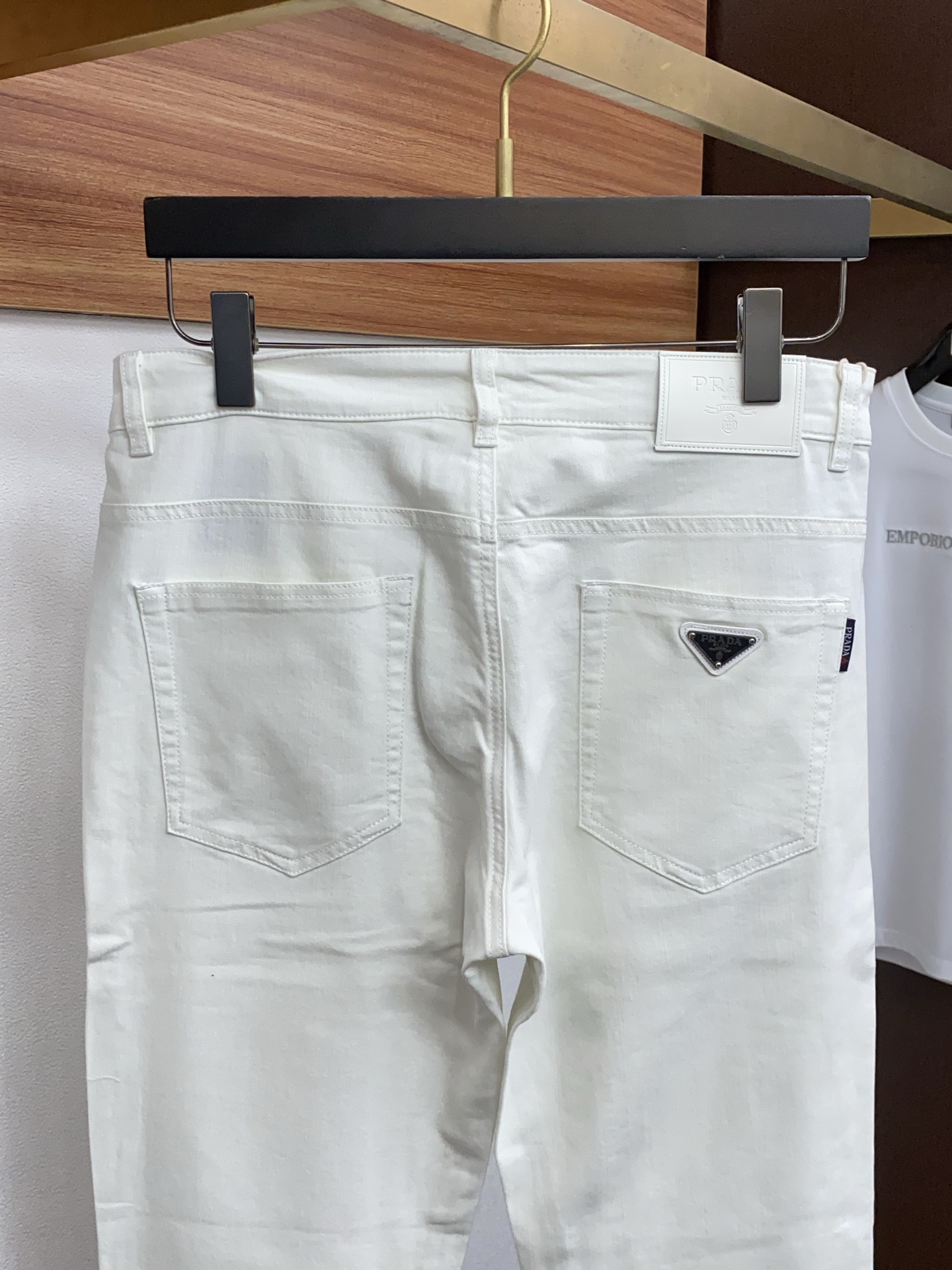 普拉达 2026ss春夏新款修身小直筒牛仔裤 完美洗水工艺 定制顶级五金logo 独家定制微弹面料 码数