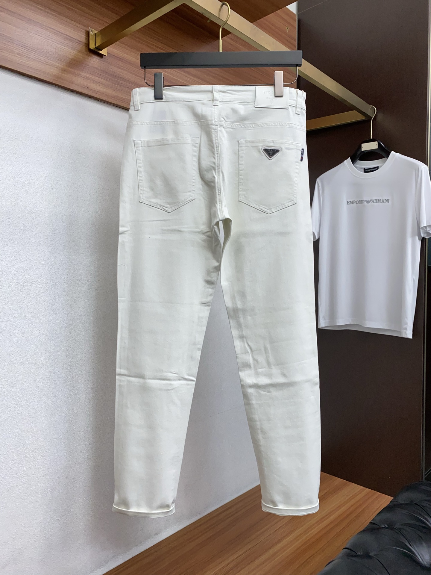 普拉达 2026ss春夏新款修身小直筒牛仔裤 完美洗水工艺 定制顶级五金logo 独家定制微弹面料 码数