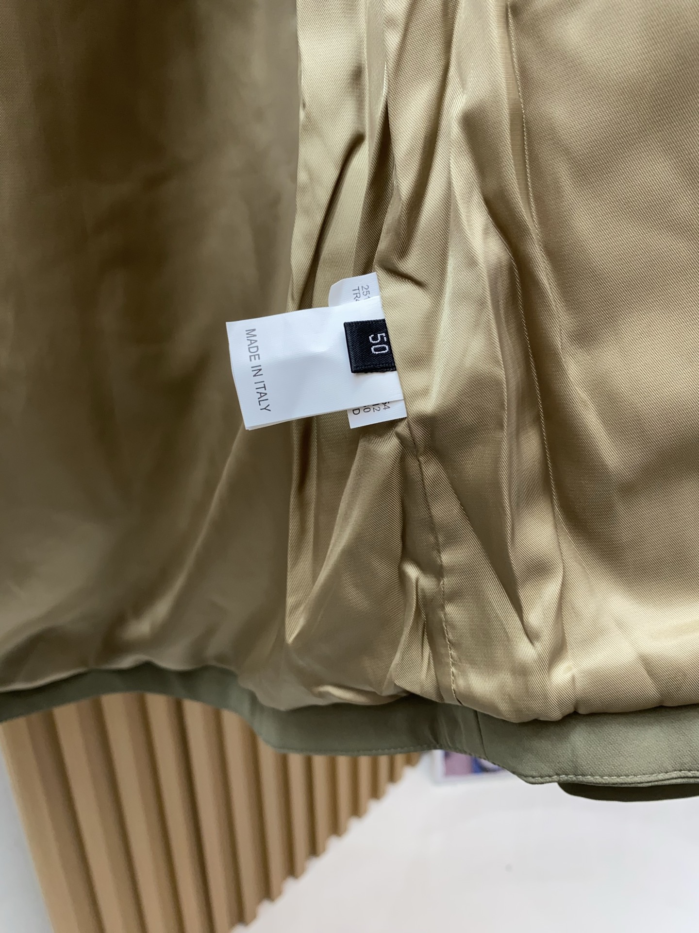 BC 2026新款男士休闲定制商务翻领夹克外套。穿上简约干练的休闲外套，又是活力满满的状态，面料全部需要