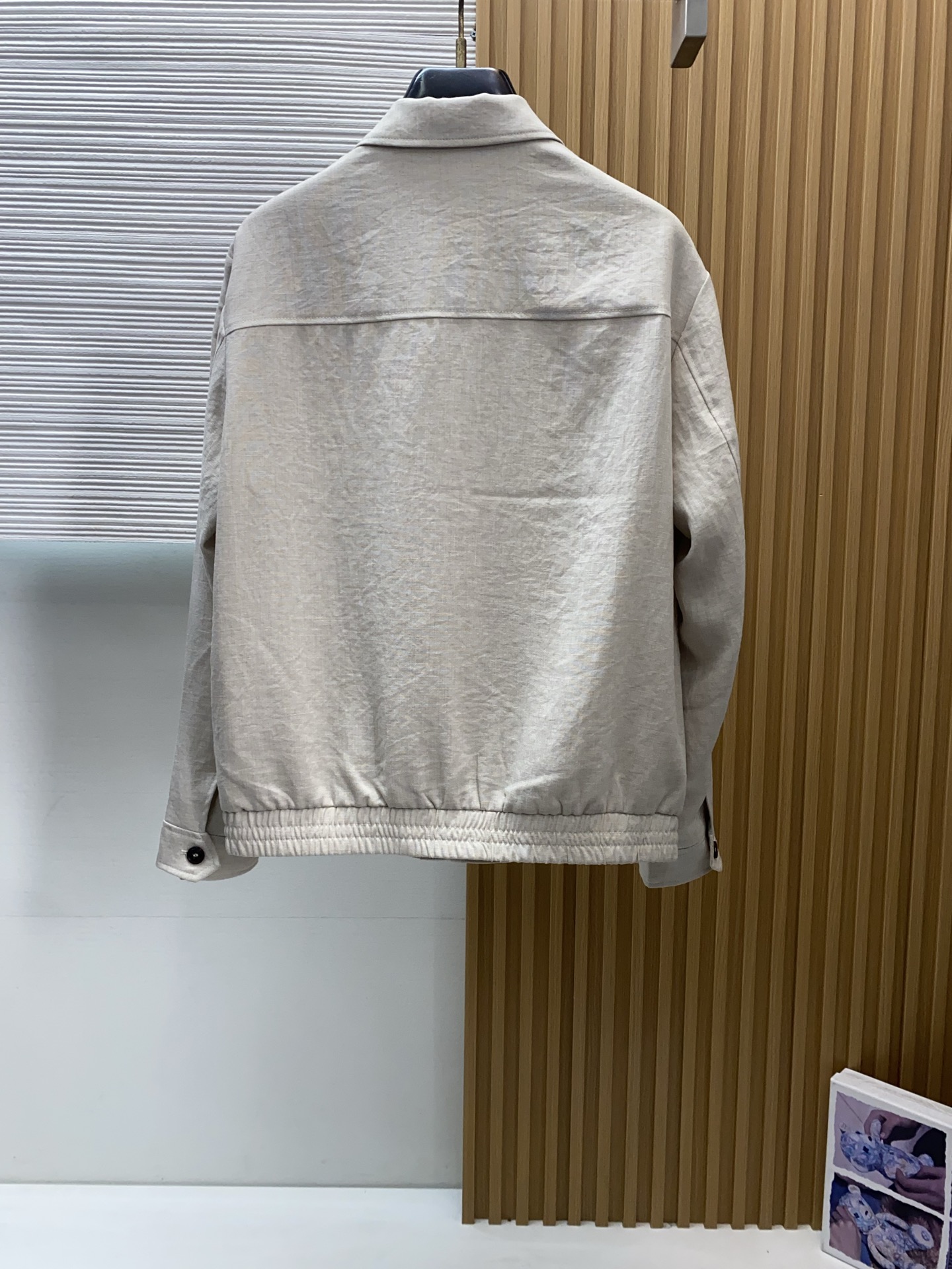 BC 2026新款男士定制翻领商务休闲夹克外套。穿上简约干练的休闲外套，又是活力满满的状态，面料全部需要