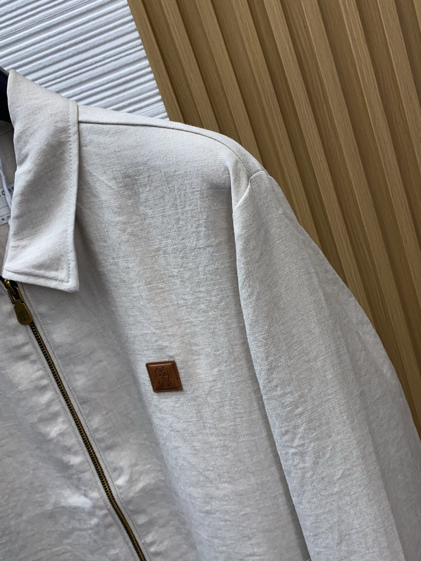 BC 2026新款男士定制翻领商务休闲夹克外套。穿上简约干练的休闲外套，又是活力满满的状态，面料全部需要