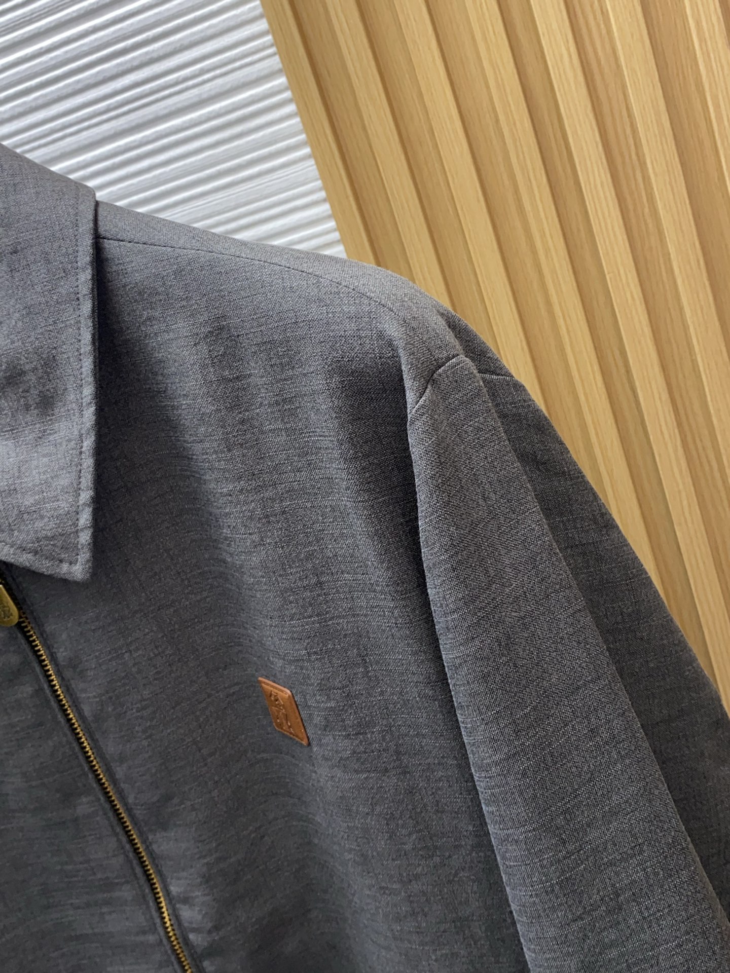 BC 2026新款男士定制翻领商务休闲夹克外套。穿上简约干练的休闲外套，又是活力满满的状态，面料全部需要