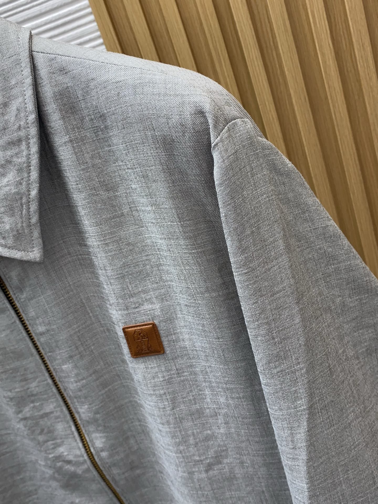 BC 2026新款男士定制翻领商务休闲夹克外套。穿上简约干练的休闲外套，又是活力满满的状态，面料全部需要