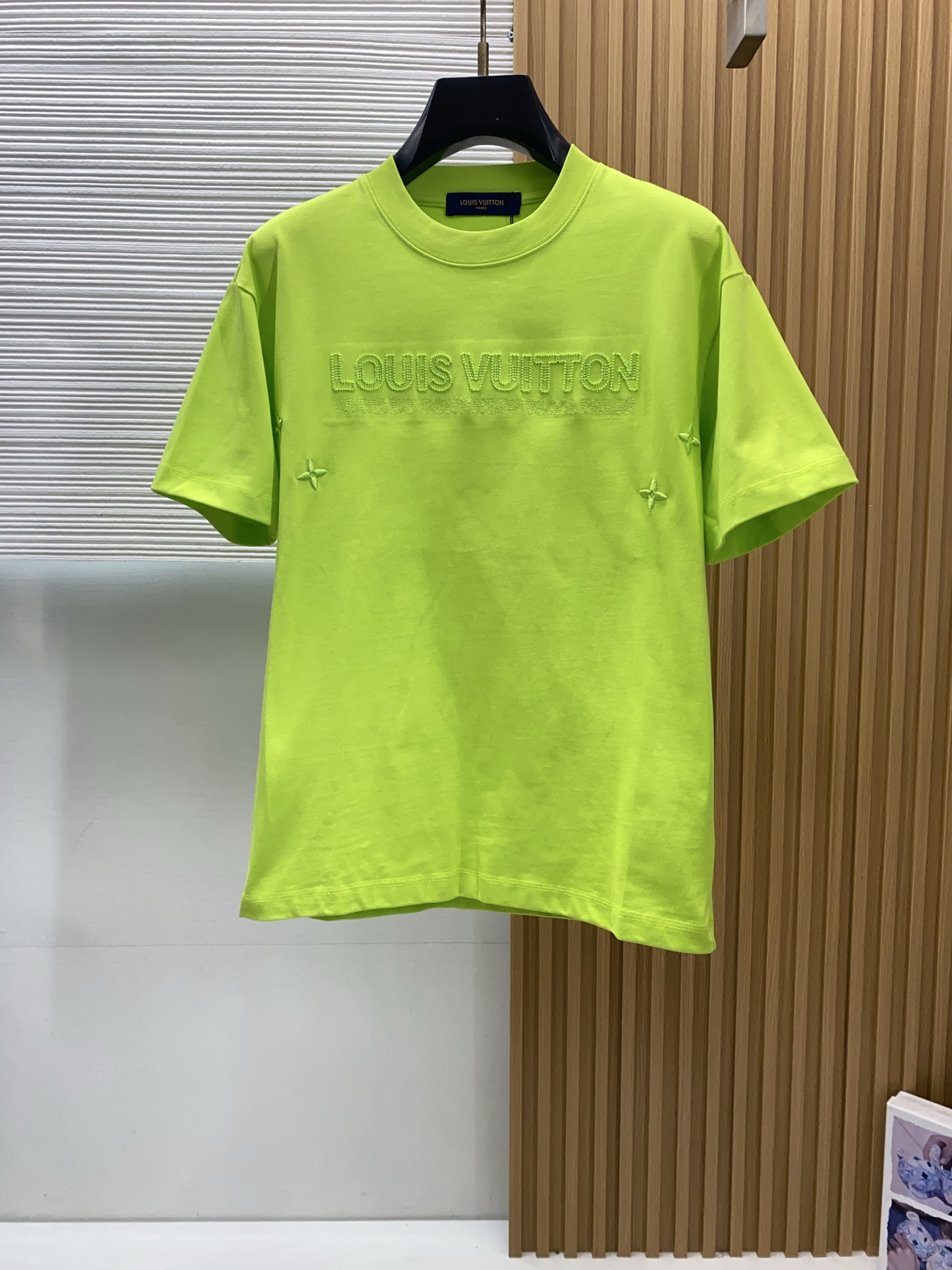 1v路易威登 26SS春夏新款 纯棉质圆领短袖 男士基础款纯白专柜短袖T恤衫！贸易公司渠道稀出，同步官网