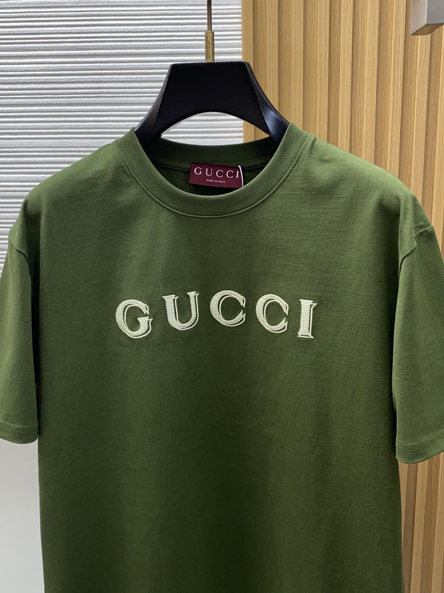 古奇 26SS春夏新款 纯棉质圆领短袖 男士基础款专柜短袖T恤衫！贸易公司渠道稀出，同步官网发售！基础T