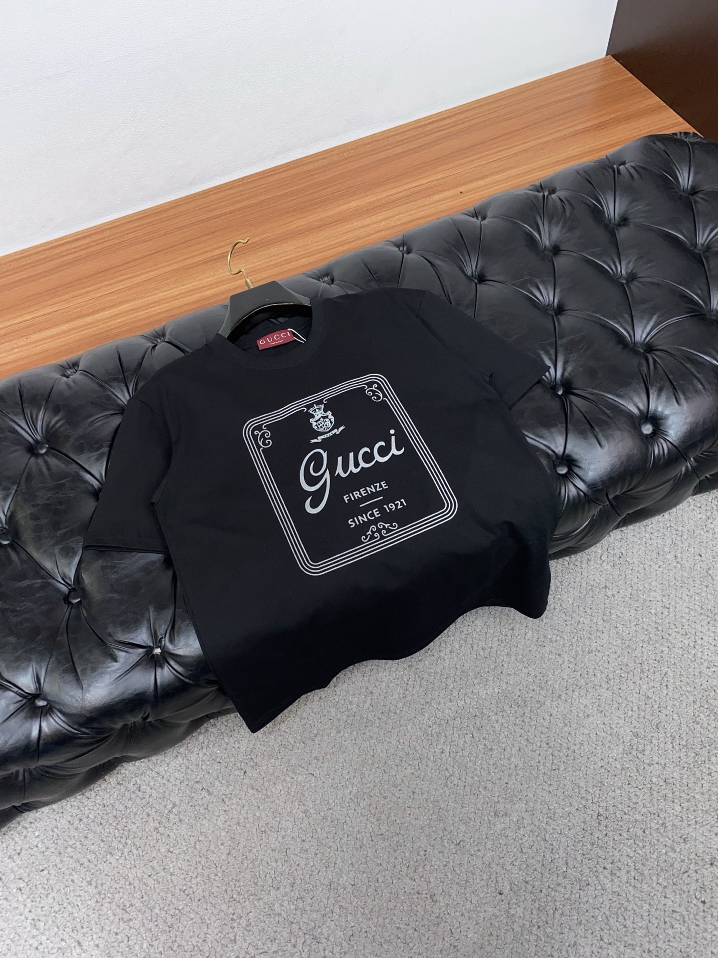 古奇 26SS春夏新款 纯棉质圆领短袖 男士基础款专柜短袖T恤衫！贸易公司渠道稀出，同步官网发售！基础T