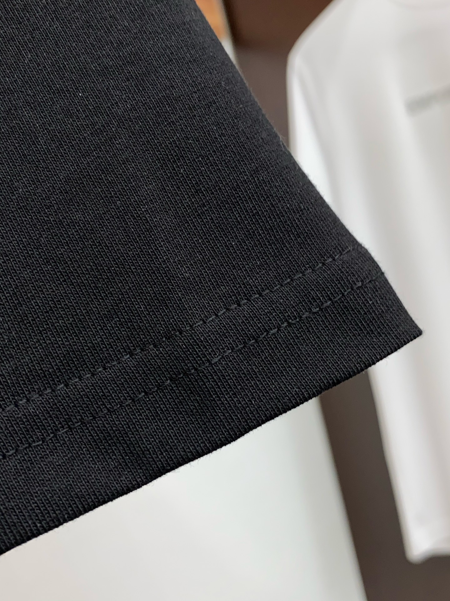 古奇 26SS春夏新款 纯棉质圆领短袖 男士基础款专柜短袖T恤衫！贸易公司渠道稀出，同步官网发售！基础T