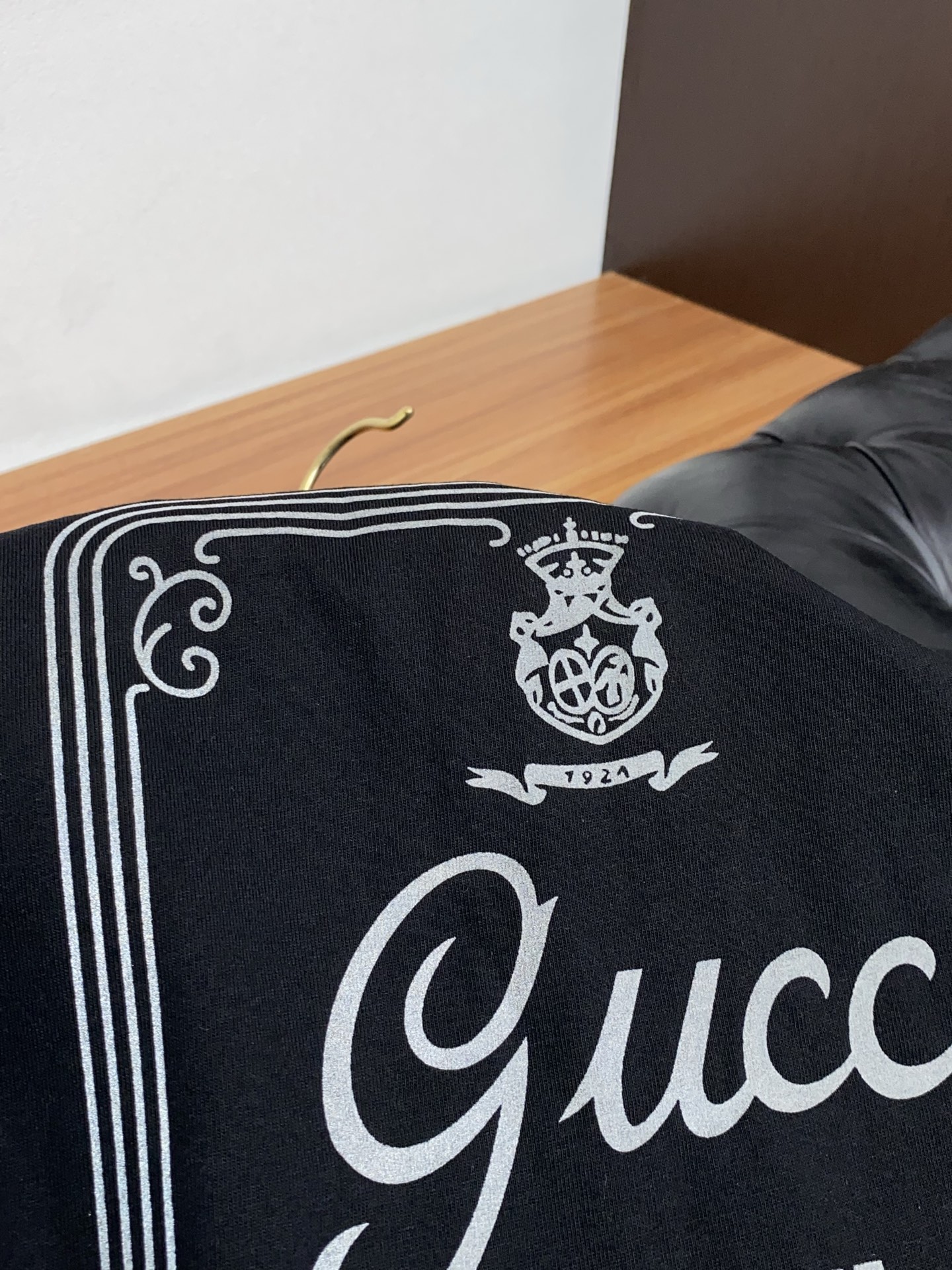 古奇 26SS春夏新款 纯棉质圆领短袖 男士基础款专柜短袖T恤衫！贸易公司渠道稀出，同步官网发售！基础T