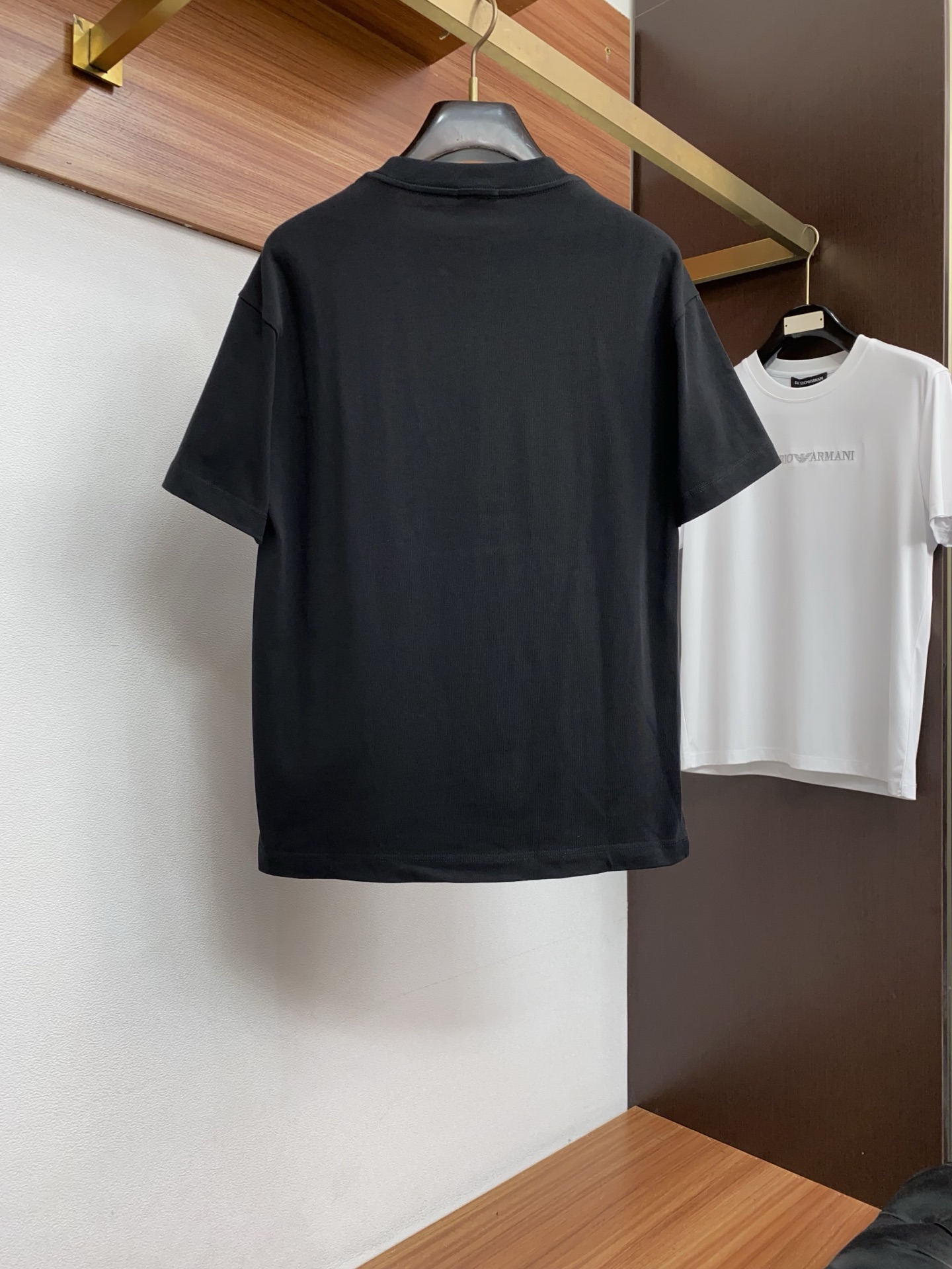 巴宝莉 2026新款AW新品，时尚休闲打短袖 专柜同步有售，定制长绒棉面料，工艺极度复杂，视觉相当雅致时
