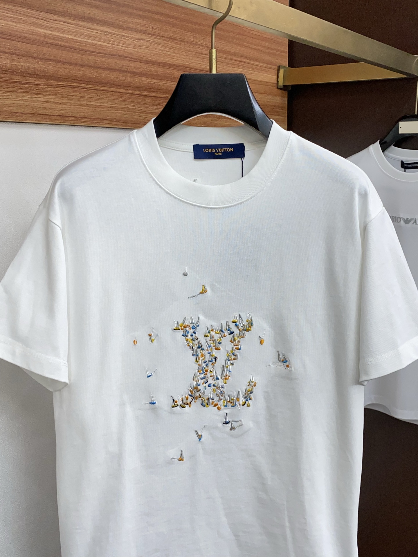 2026新款AW新品，时尚休闲打短袖 专柜同步有售，定制长绒棉面料，工艺极度复杂，视觉相当雅致时髦，高贵